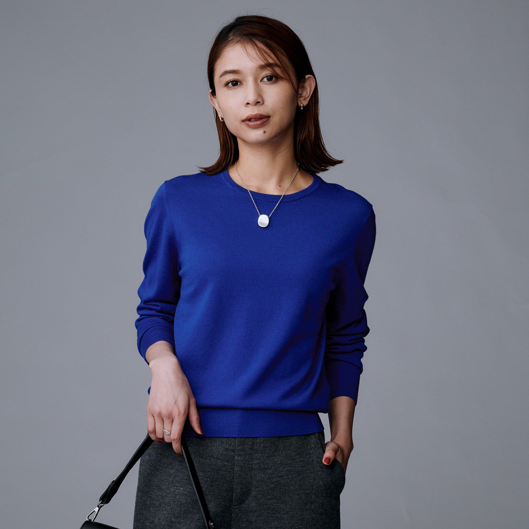 UNTITLED「【アンサンブル可/洗える/ウール100%】クルーネックウールニット」|ニット・セーター|ブルー(093)