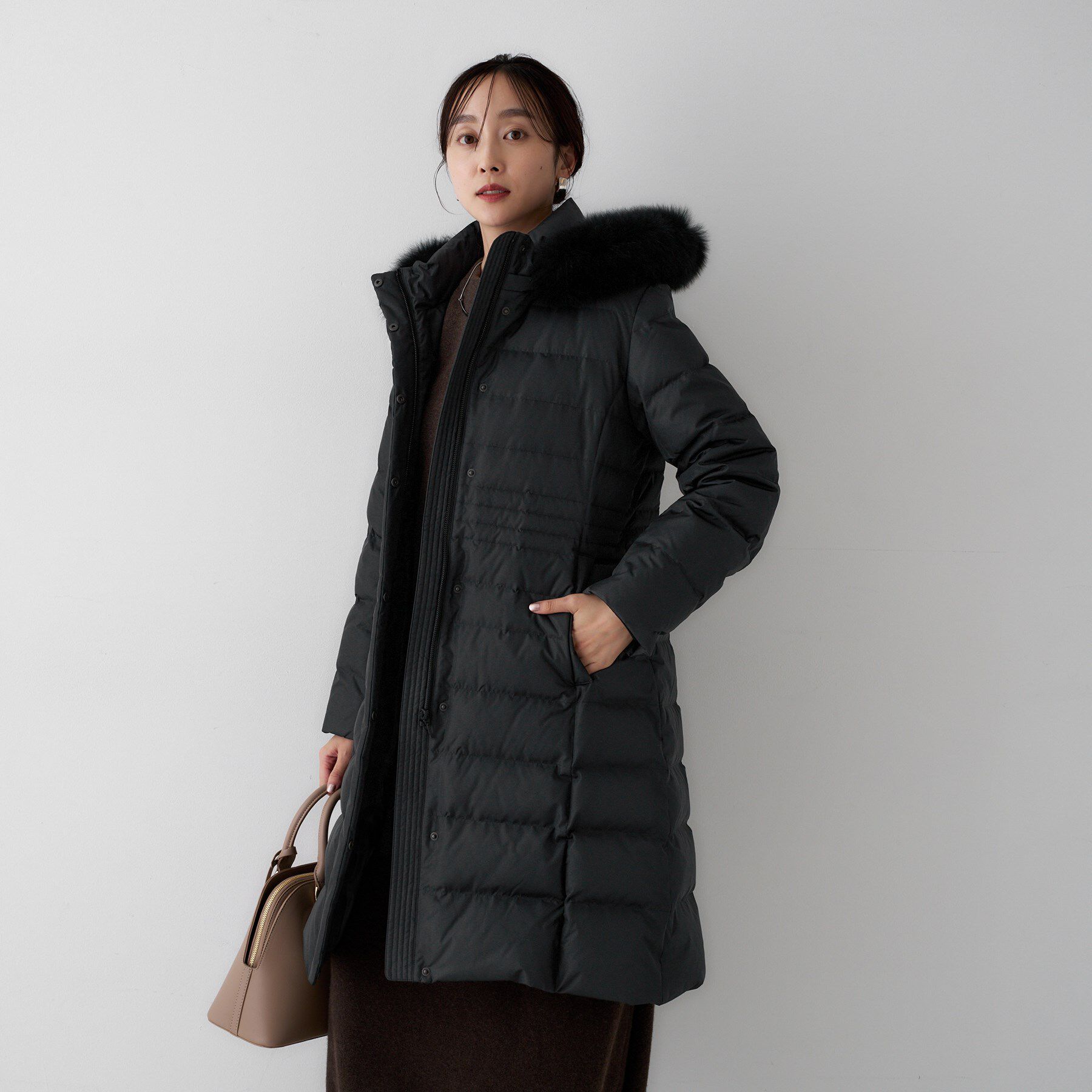 UNTITLED「【はっ水機能/フード取り外し可/防寒】ロングダウンコート」|ダウン|