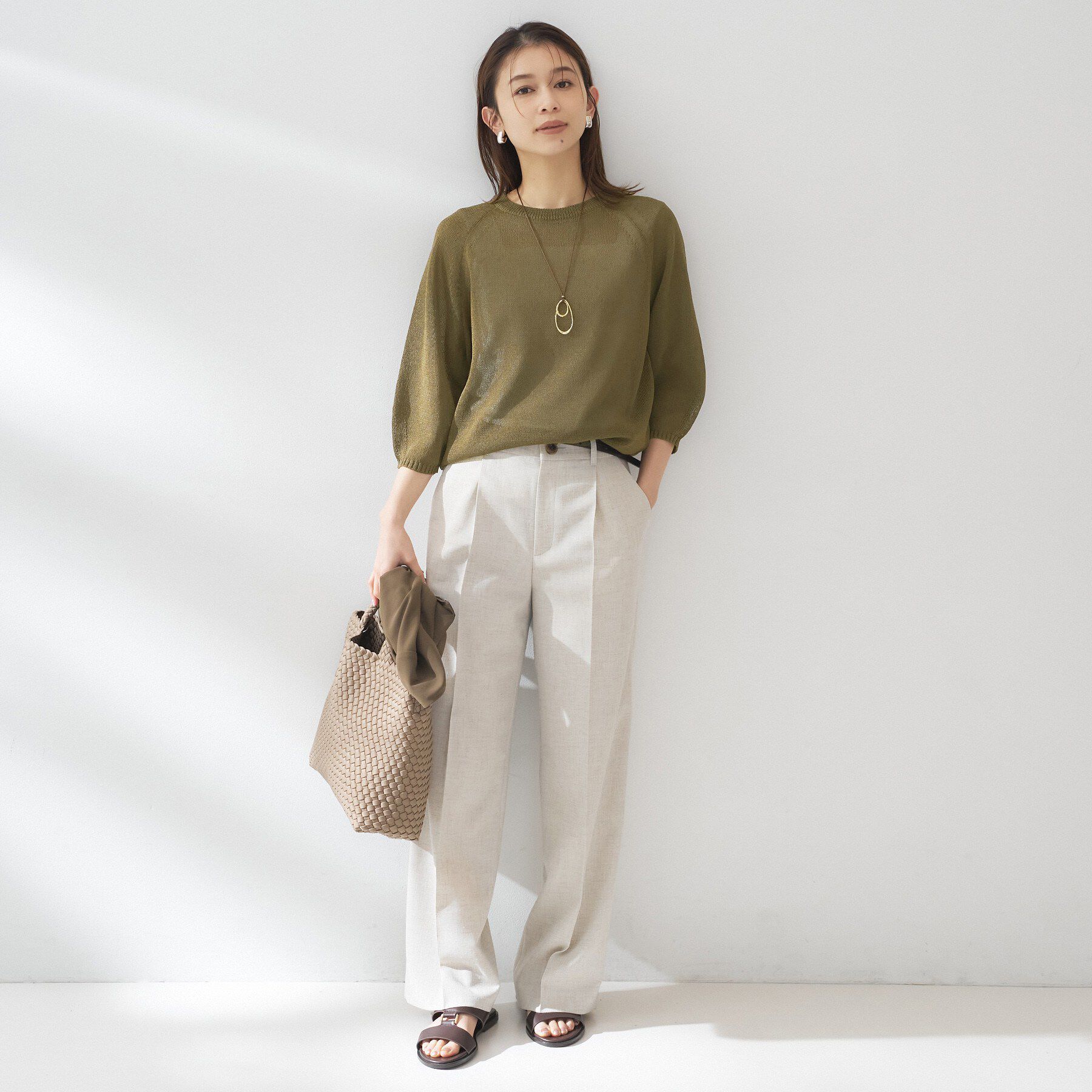 UNTITLED「【洗える/ゆったり/程よい透け感】クルーネックドライニット」|ニット・セーター|