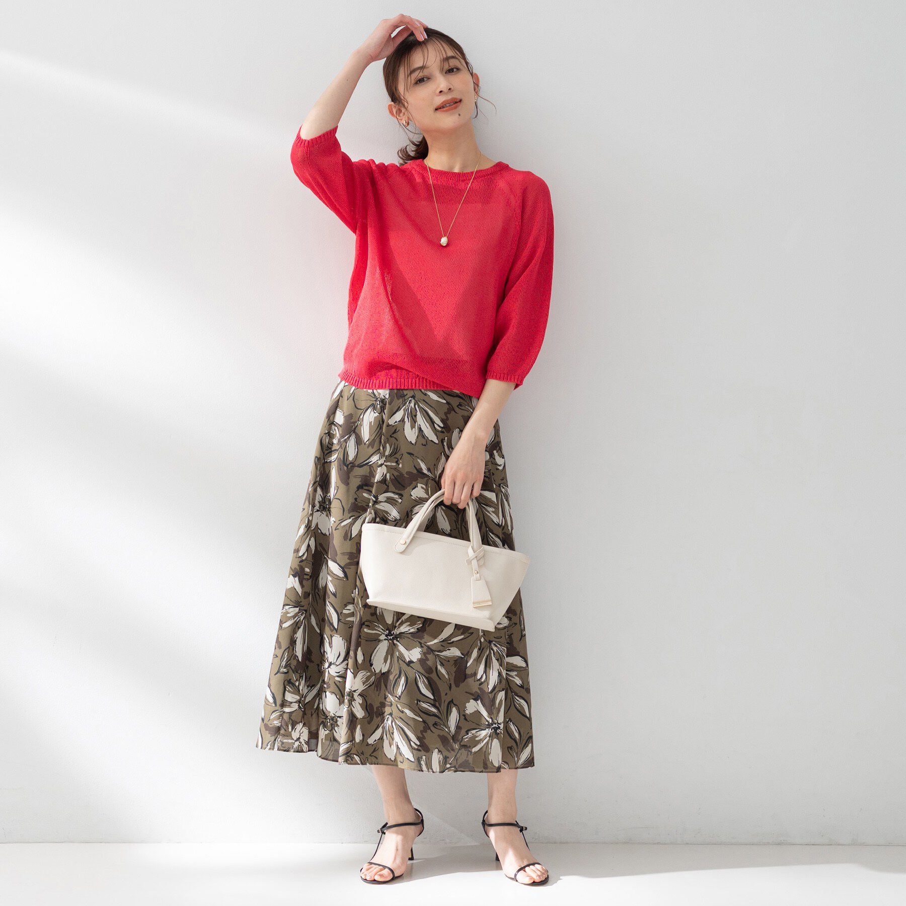 UNTITLED「【洗える/ゆったり/程よい透け感】クルーネックドライニット」|ニット・セーター|