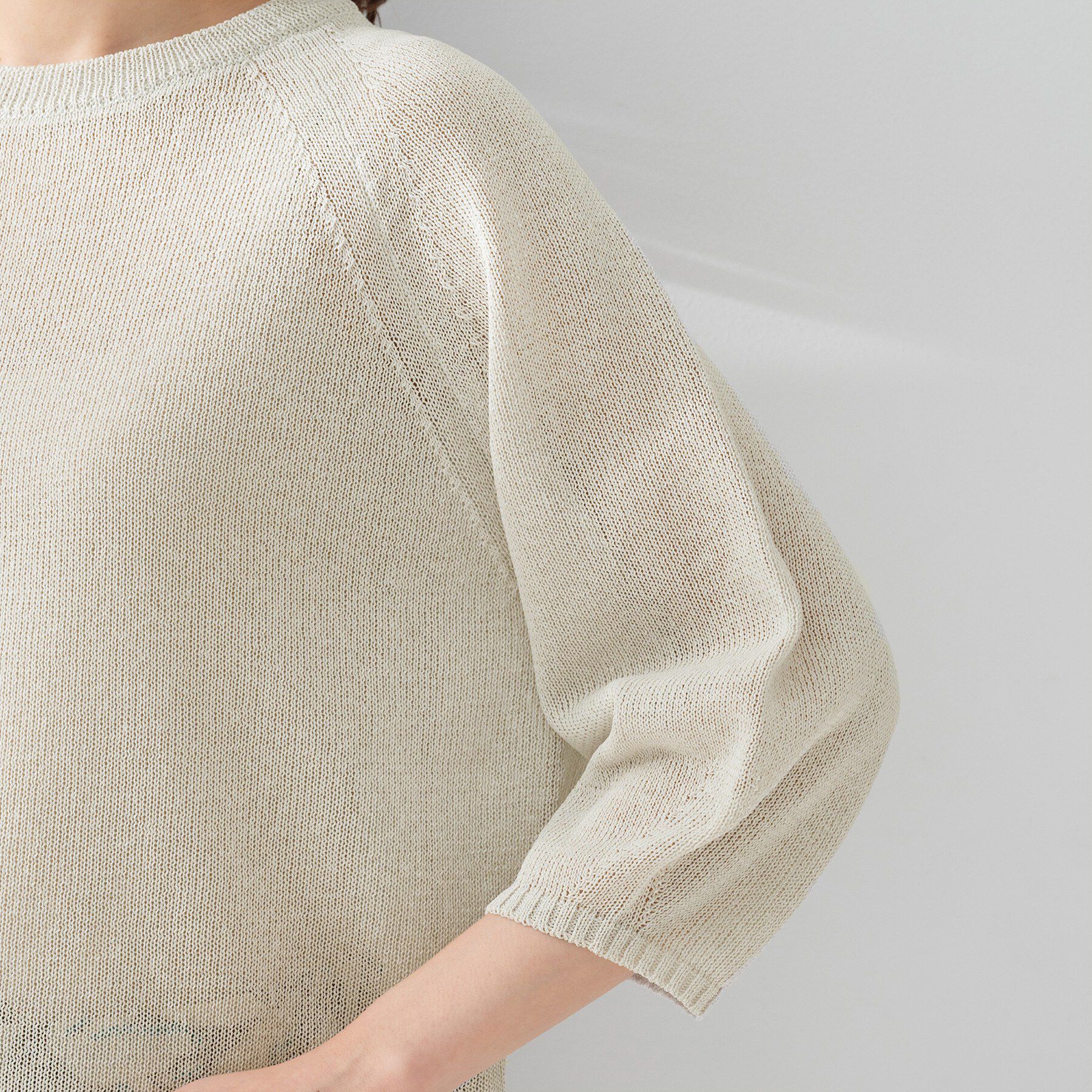UNTITLED「【洗える/ゆったり/程よい透け感】クルーネックドライニット」|ニット・セーター|
