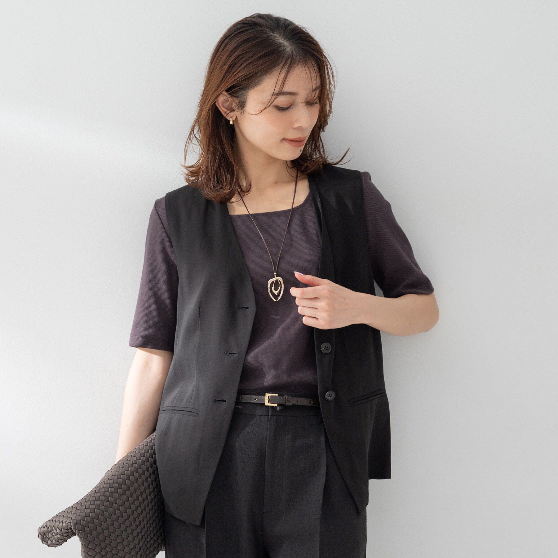 UNTITLED「【セットアップ可/接触冷感/通気性】ドライシアーVネックジレ」|ベスト・ジレ|