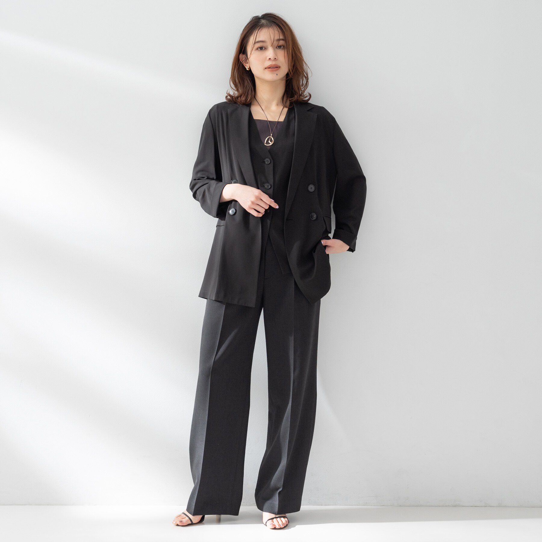 UNTITLED「【セットアップ可/接触冷感/通気性】ドライシアーVネックジレ」|ベスト・ジレ|