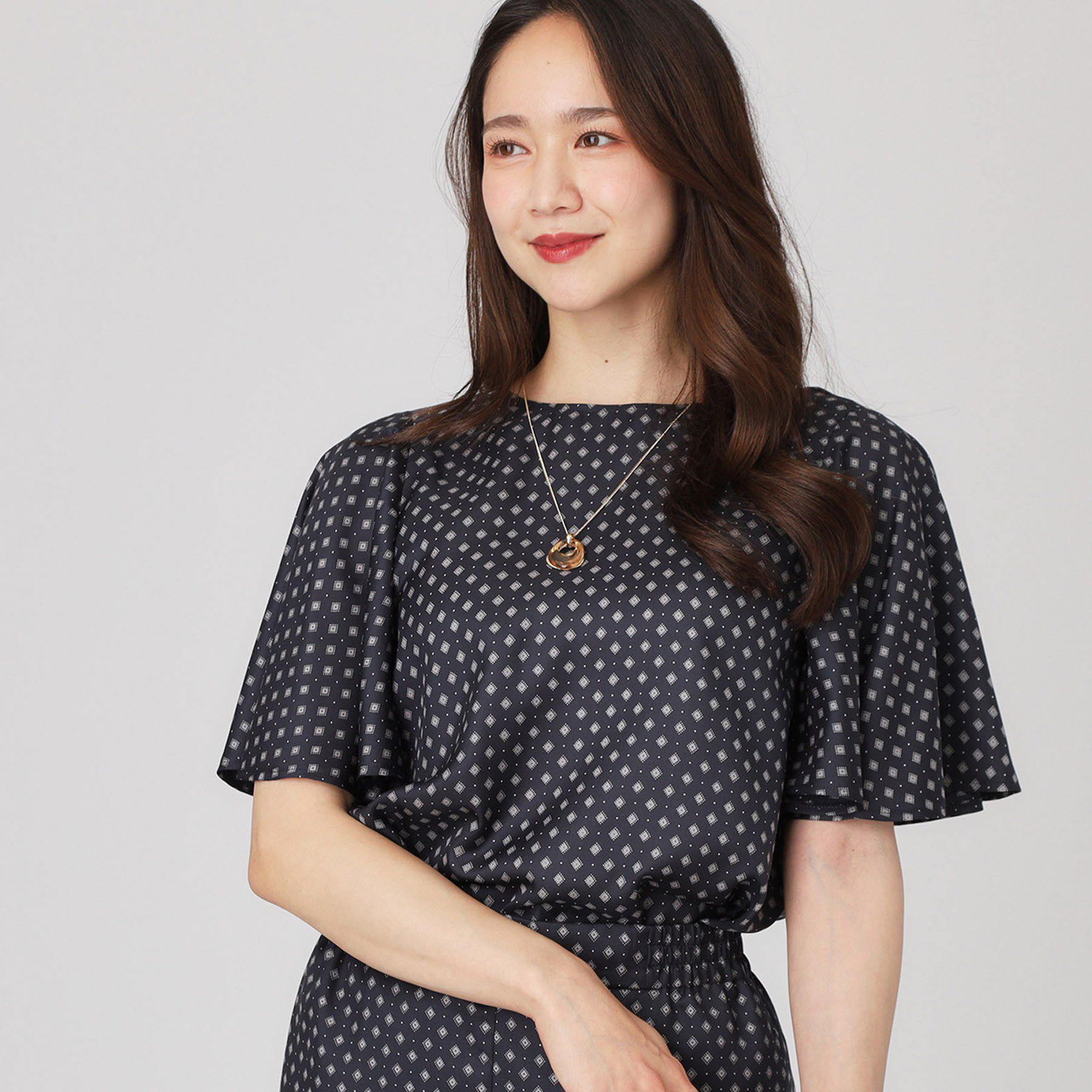 COUP DE CHANCE「【手洗い可／日本製】小紋柄フレアスリーブブラウス」|シャツ・ブラウス|ネイビー(194)