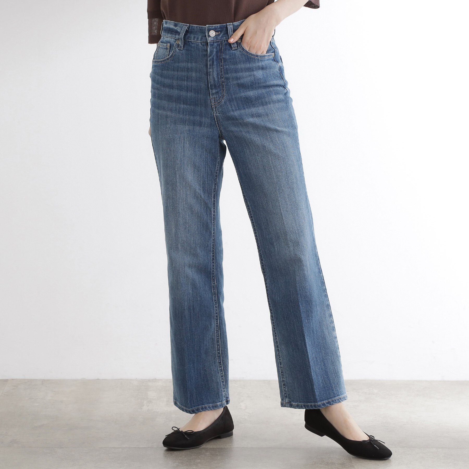 grove「【美シルエット/選べる着丈】大人のためのソフトフレアーデニム」|デニム|