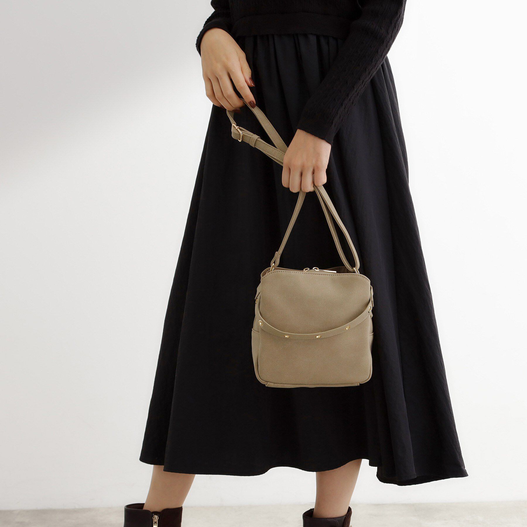 grove「スクエアハトメダブルショルダー」|ショルダー・メッセンジャー|ライトベージュ(05