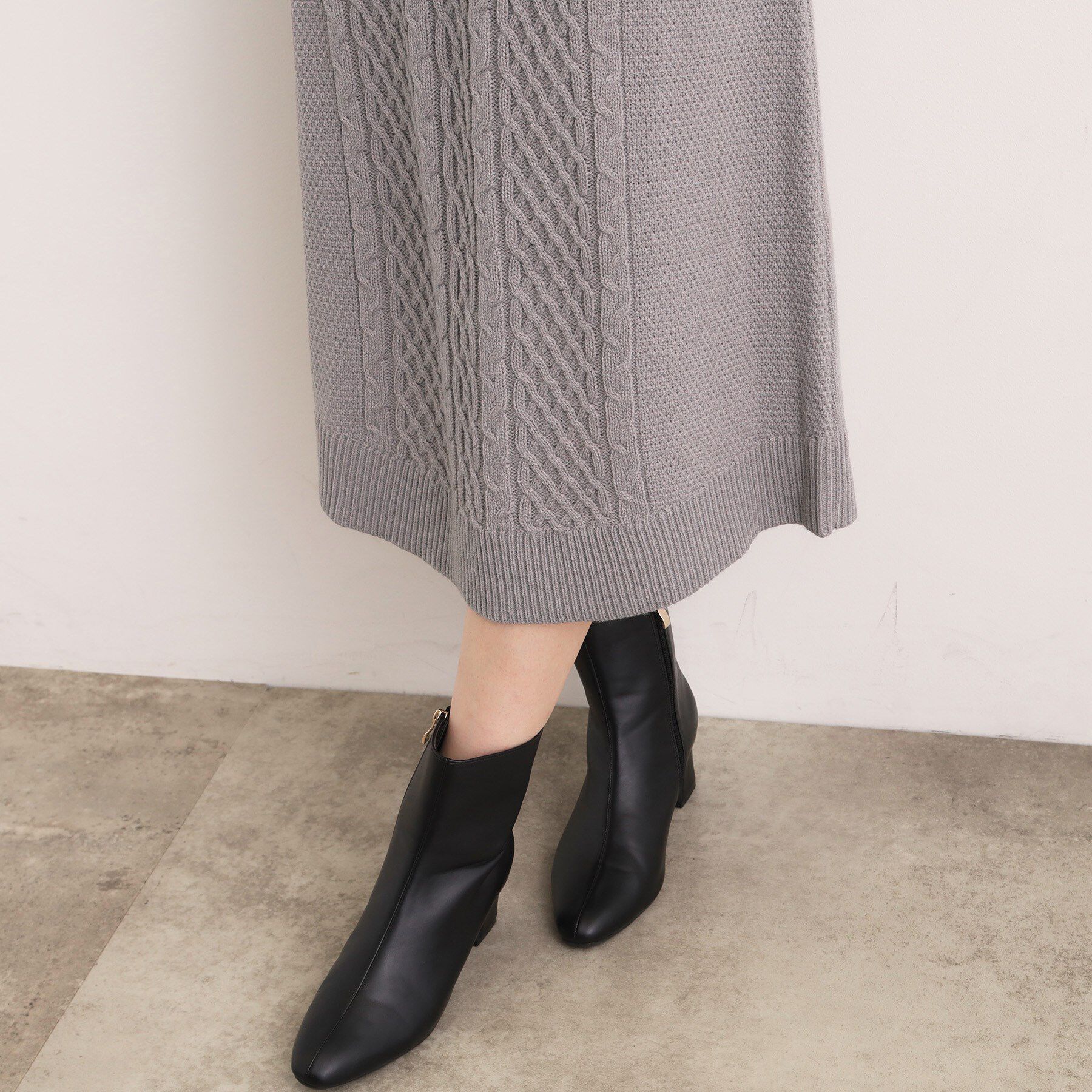 grove「一枚で華やぐ、袖布帛ケーブルニットワンピース」|ワンピース|