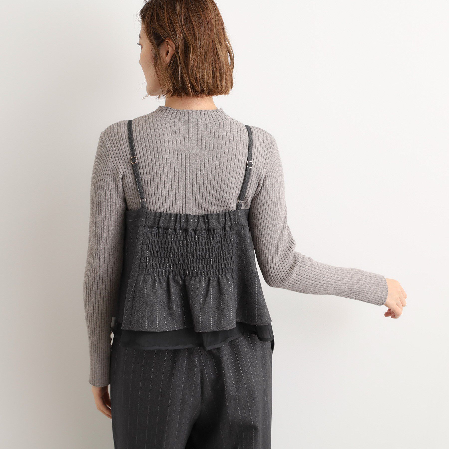 grove「【2点SET/体型カバー】透け感とレイヤードで大人の遊び心を、ビスチェSET UP」|スーツ|