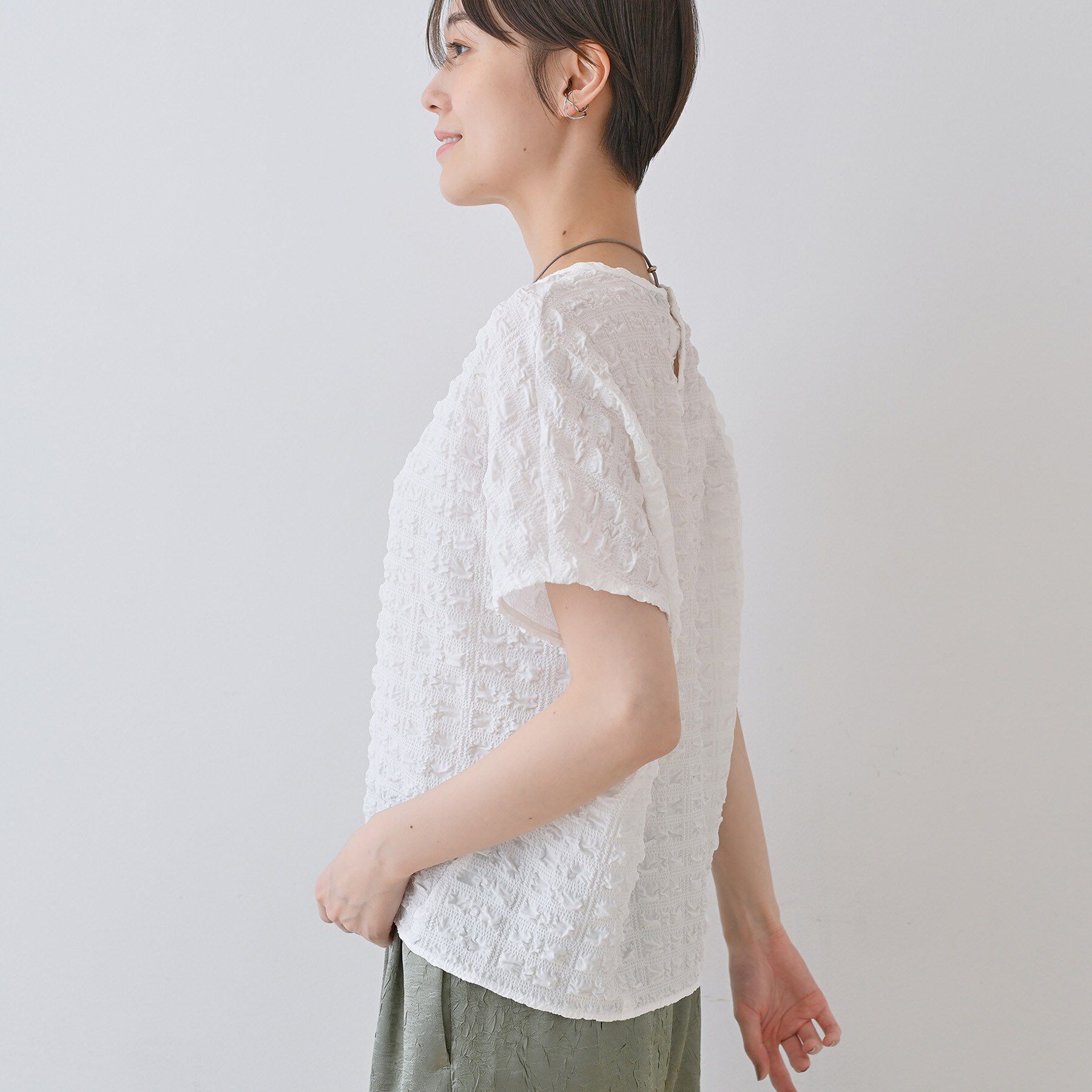 INDIVI「【洗える／凹凸素材／UVケア】コンパクトトップス」|Tシャツ・カットソー|