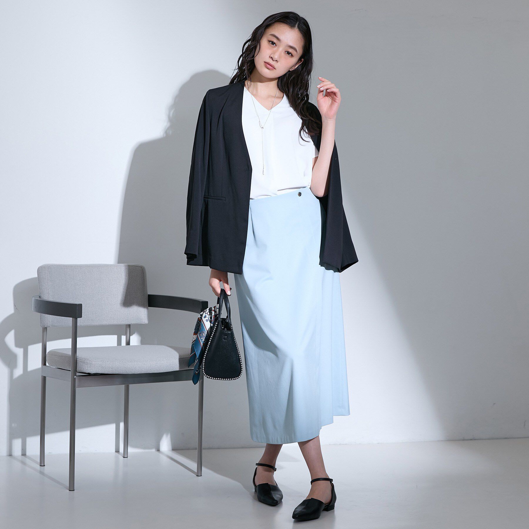 INDIVI「【洗える／通勤】無地＆マルチストライプ柄Vネックブラウス」|シャツ・ブラウス|