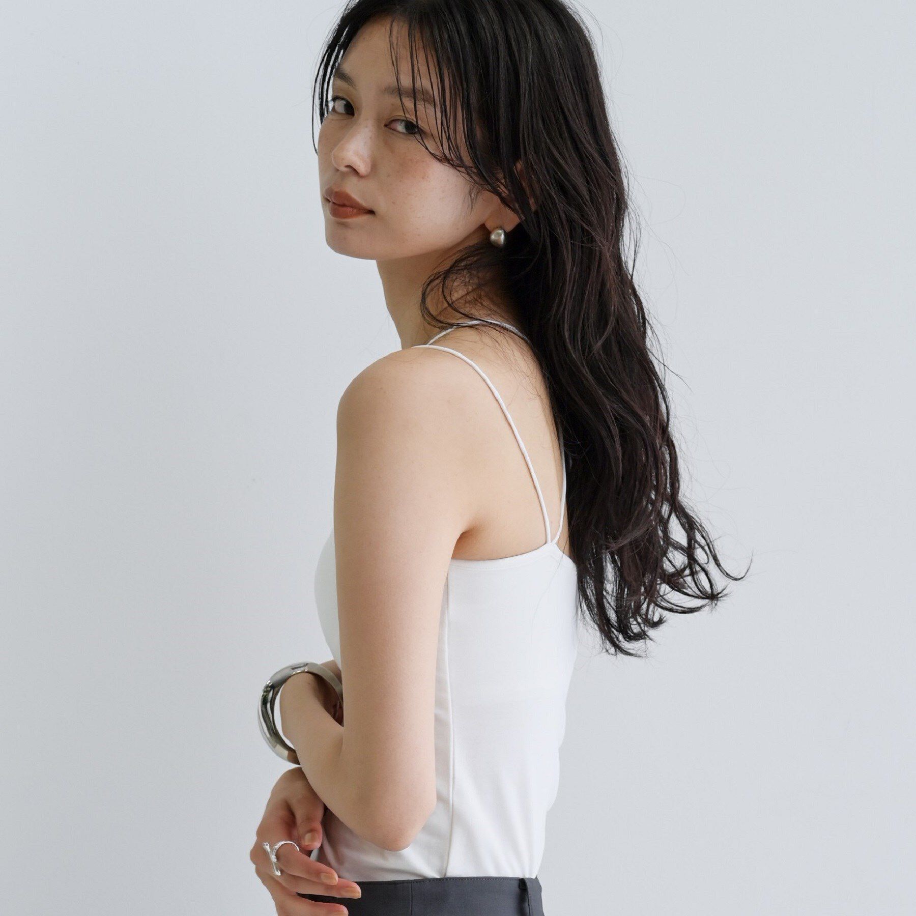 GALLEST「【一部店舗限定】カップ付きバッククロスキャミソール」|キャミソール|