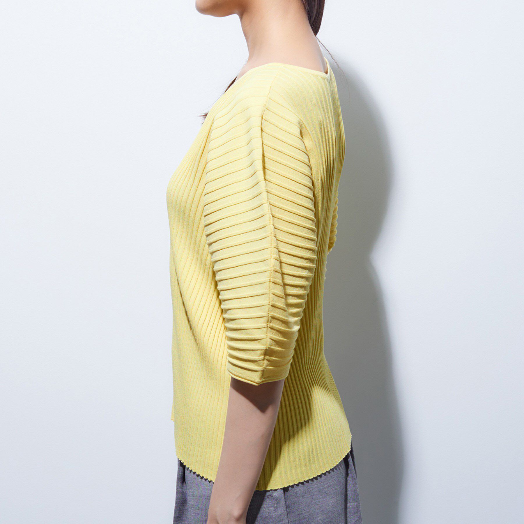 INDIVI「【二の腕カバー／スタイルアップ】ドライタッチストレッチニット」|Tシャツ・カットソー|