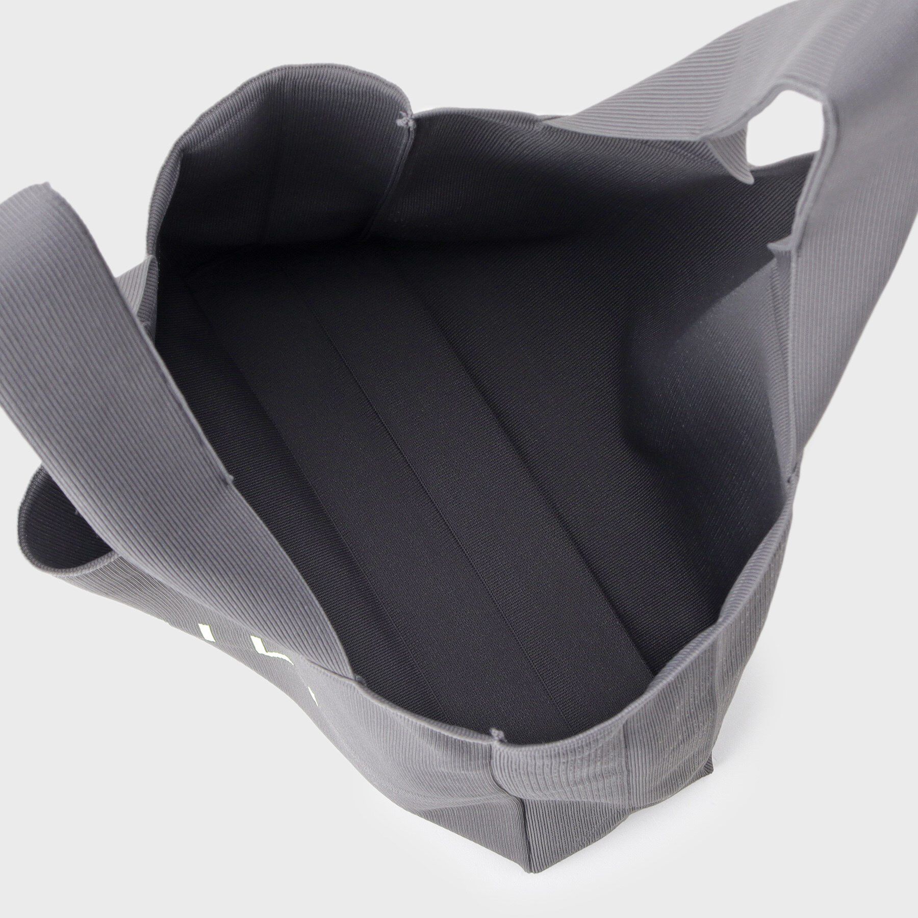 INDIVI「【A4サイズ対応】ロゴニットトート」|トートバッグ|