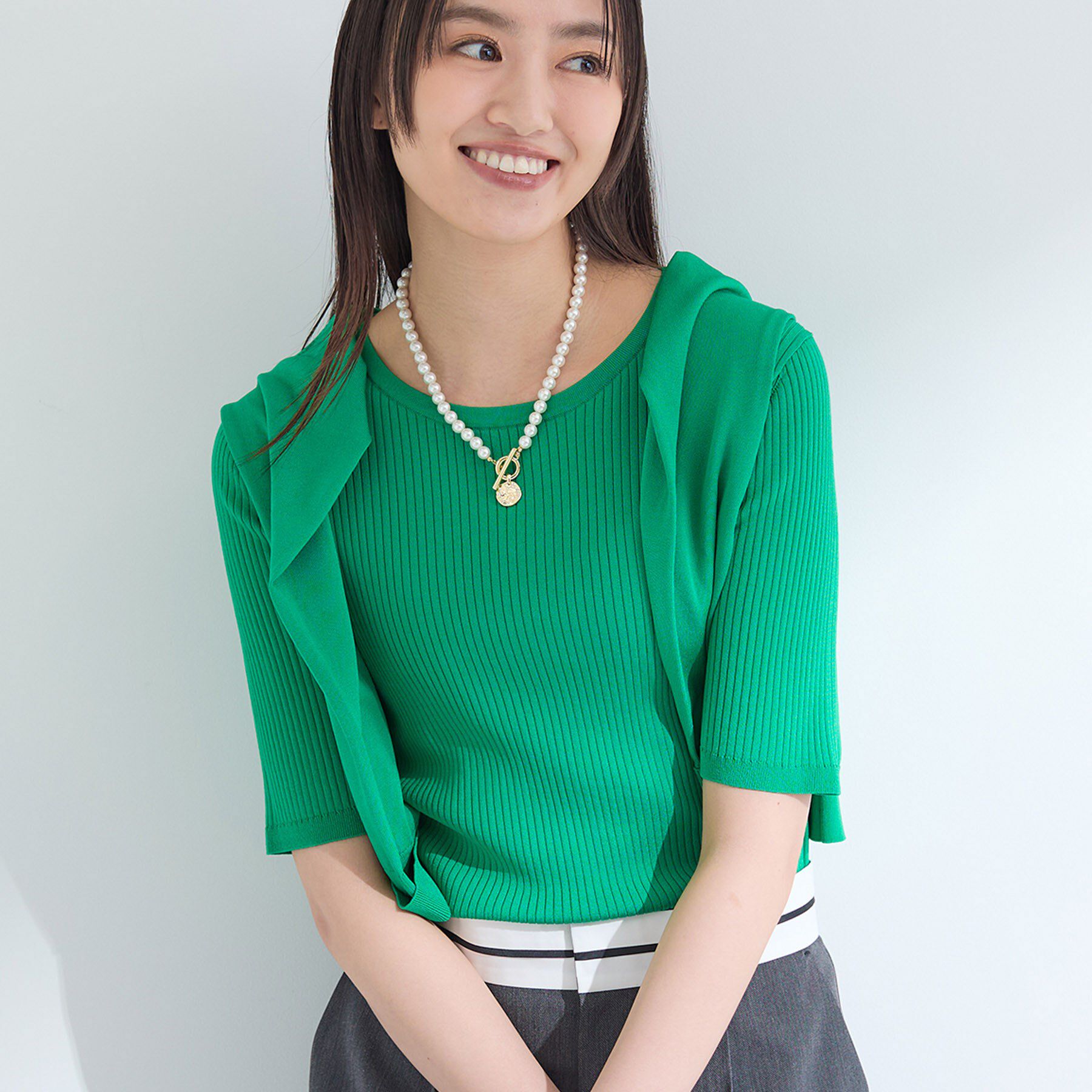 INDIVI「【インナーで活躍／アンサンブル】クルーネック半袖ニット」|ニット・セーター|