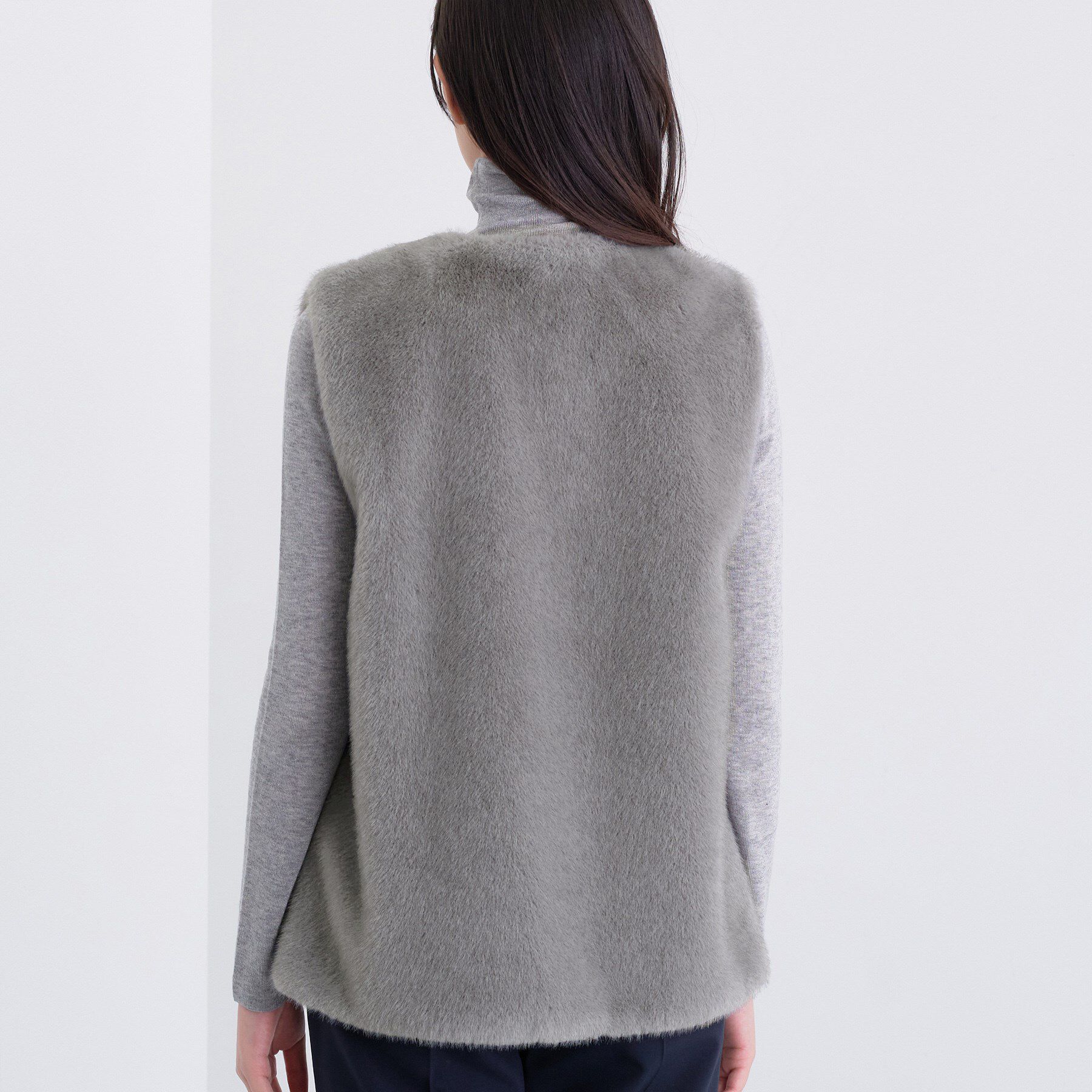 INDIVI「ミンク調フェイクファージレ」|ベスト・ジレ|