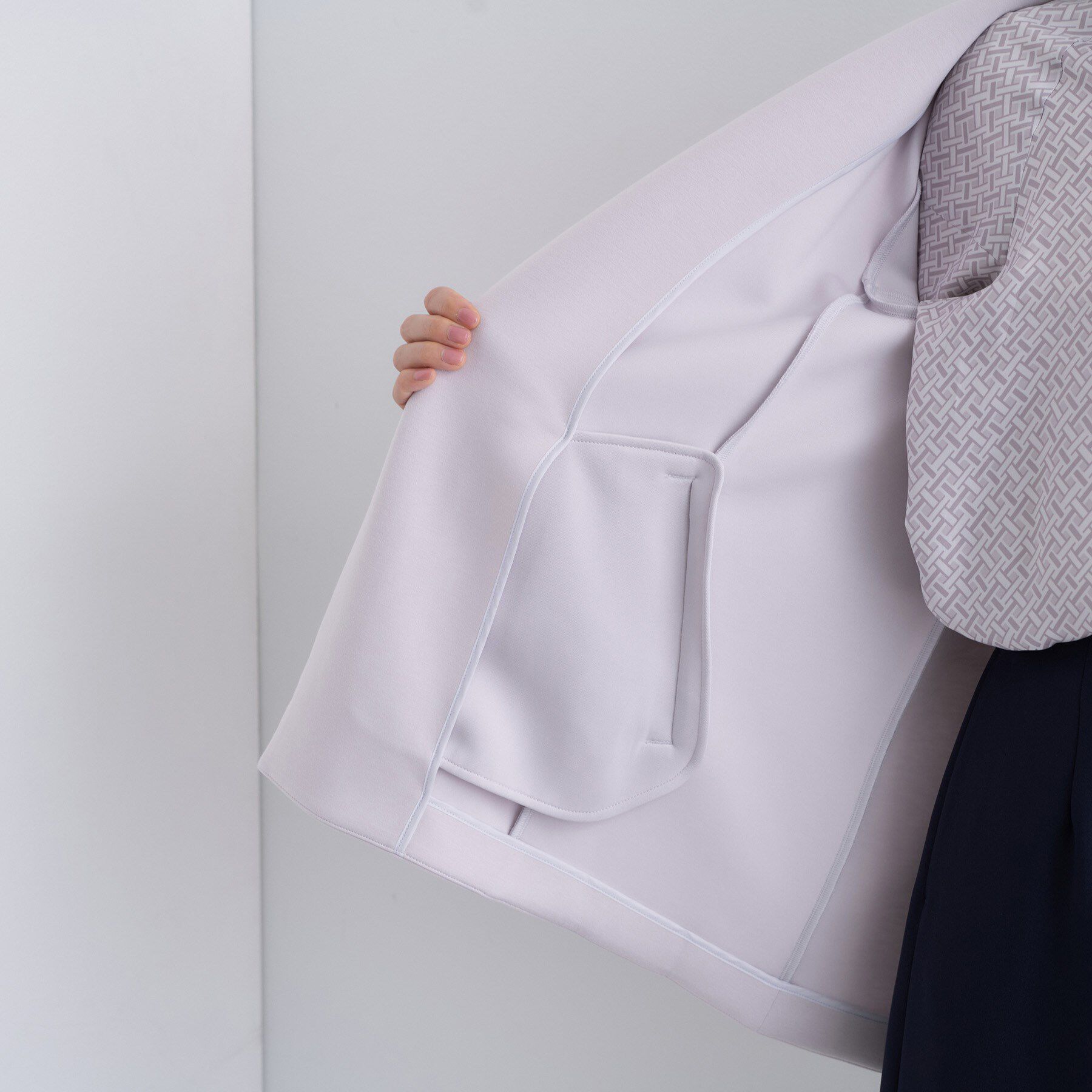 INDIVI「【軽羽織り】フーディーライトコート」|ブルゾン・スタジャン|