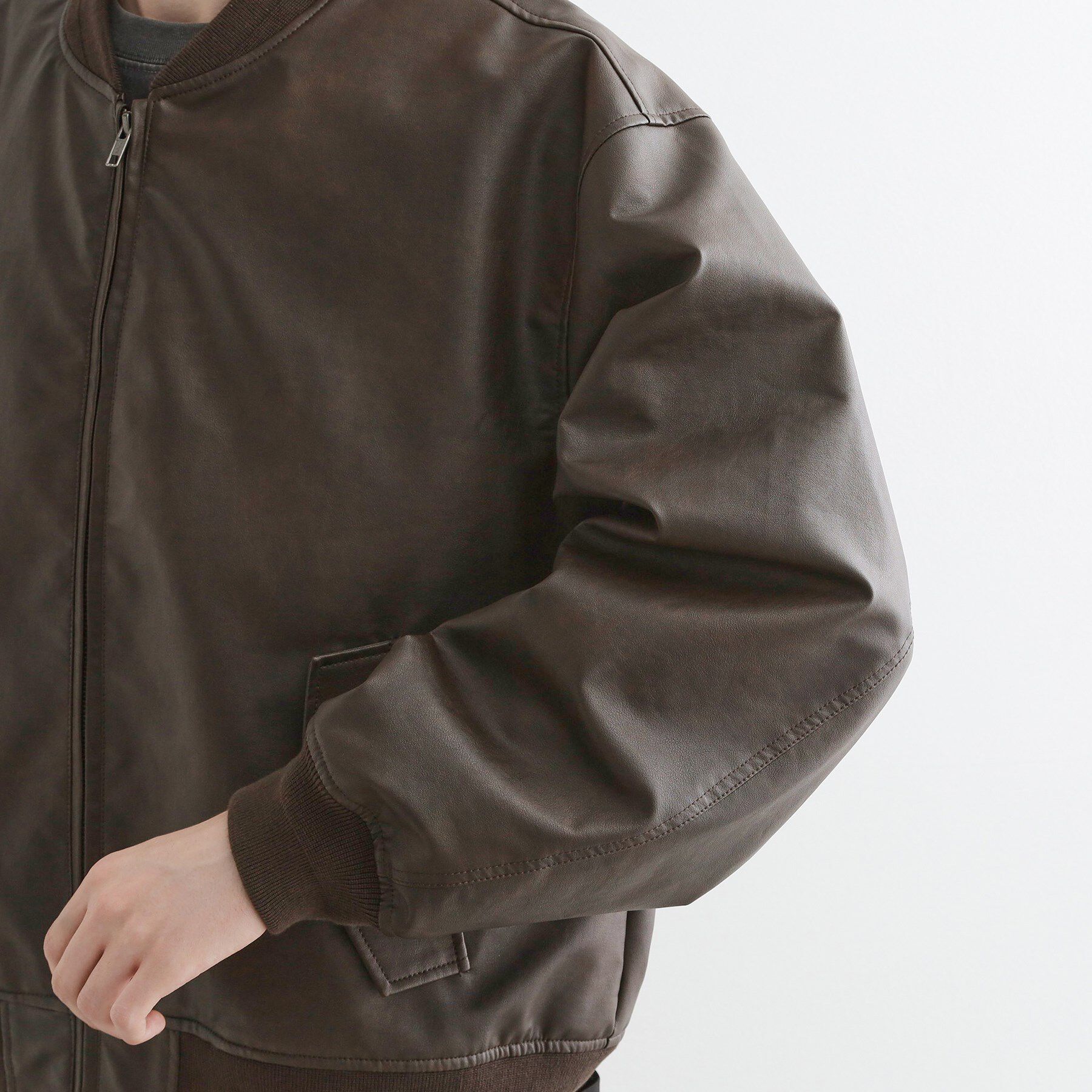 tk.TAKEO KIKUCHI「シンセティックレザー MA－1」|ブルゾン・スタジャン|