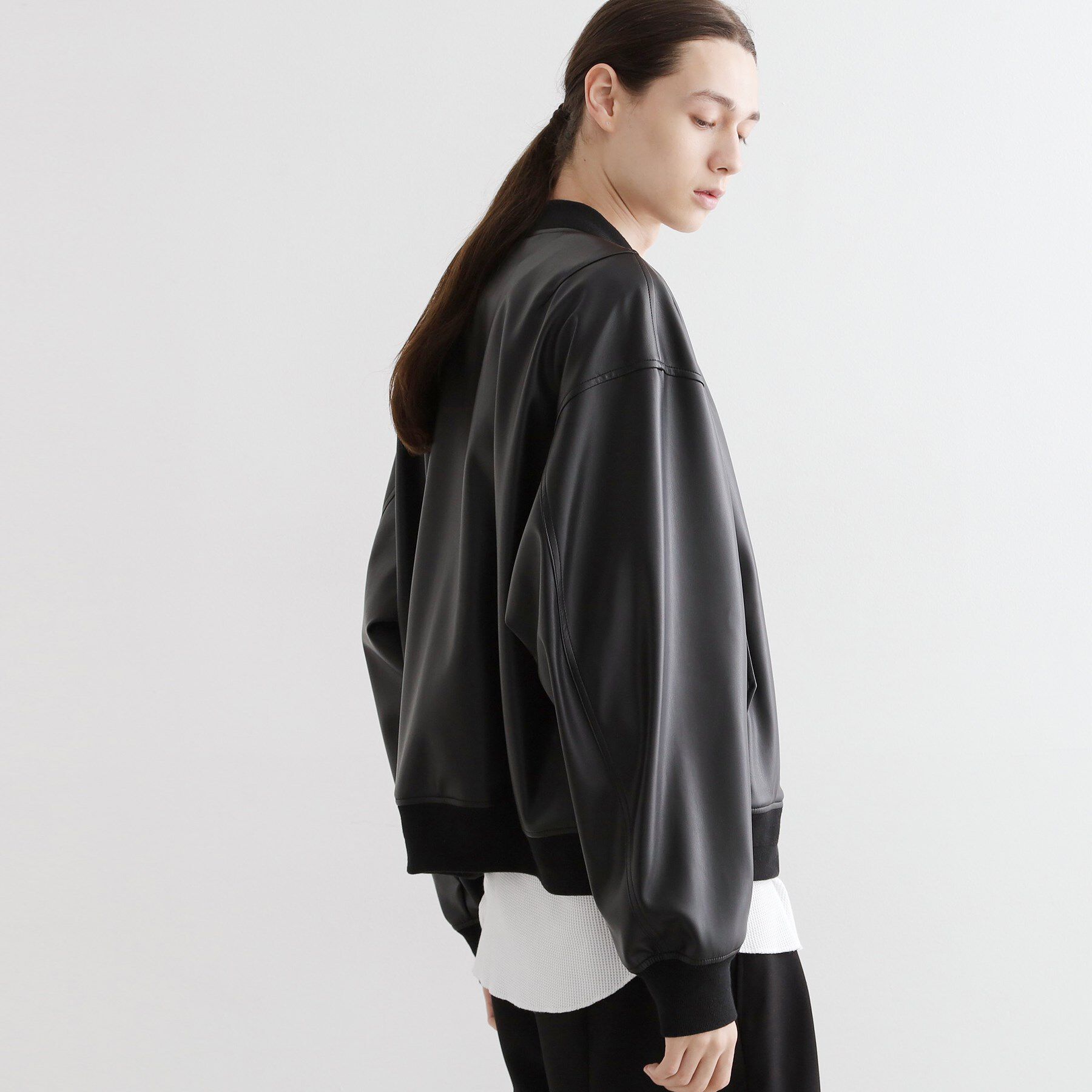 tk.TAKEO KIKUCHI「シンセティックレザー MA－1」|ブルゾン・スタジャン|