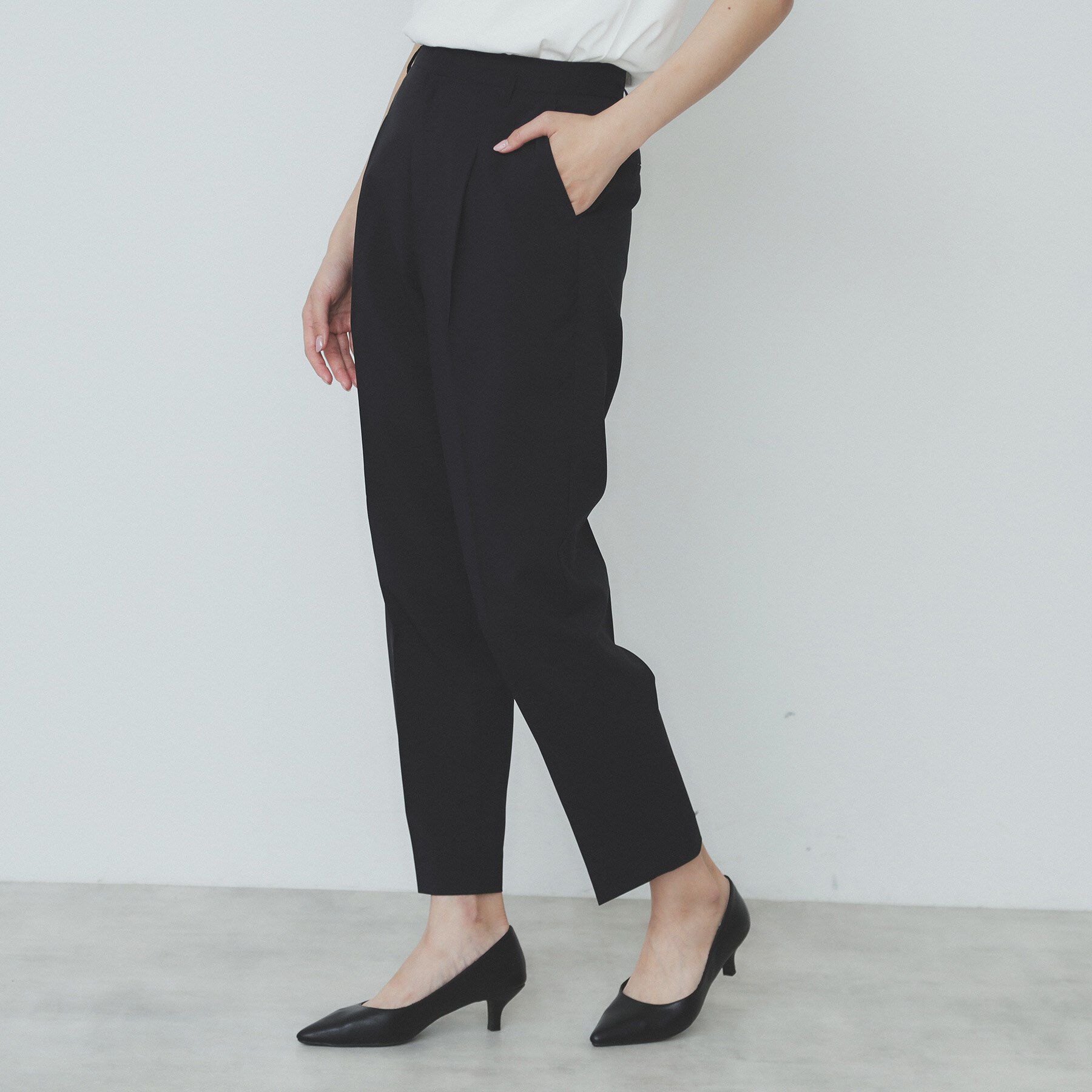 index「ベルト付きストレッチテーパードパンツ/セットアップ可【洗濯機洗い可/吸水速乾/接触冷感】」|その他|