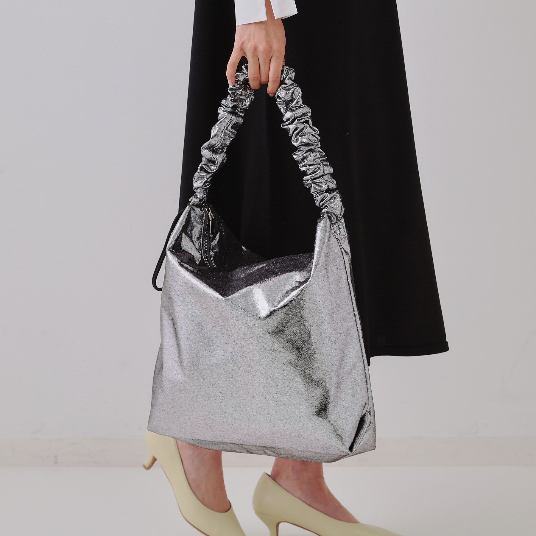 OPAQUE.CLIP「【2WAY／A4サイズ対応】ドロストギャザーフリルハンドルワンショルダーバッグ」|ショルダー・メッセンジャー|