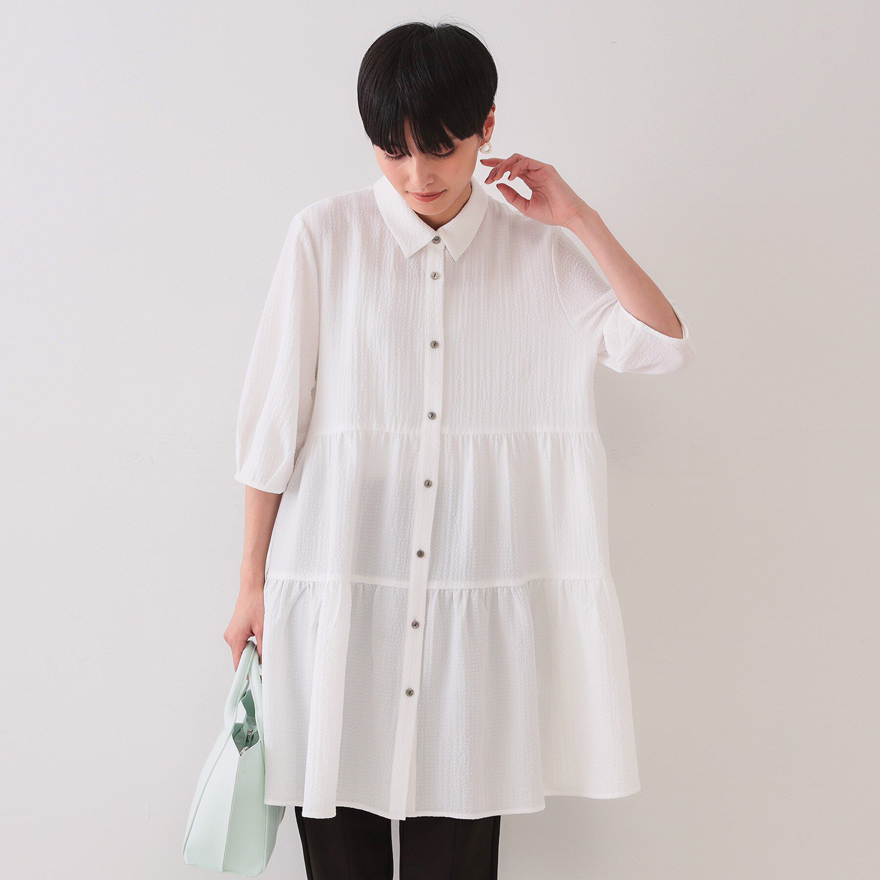 OPAQUE.CLIP「ふくれジャカードティアードチュニックブラウス【洗濯機洗い可】」|シャツ・ブラウス|ホワイト(001)