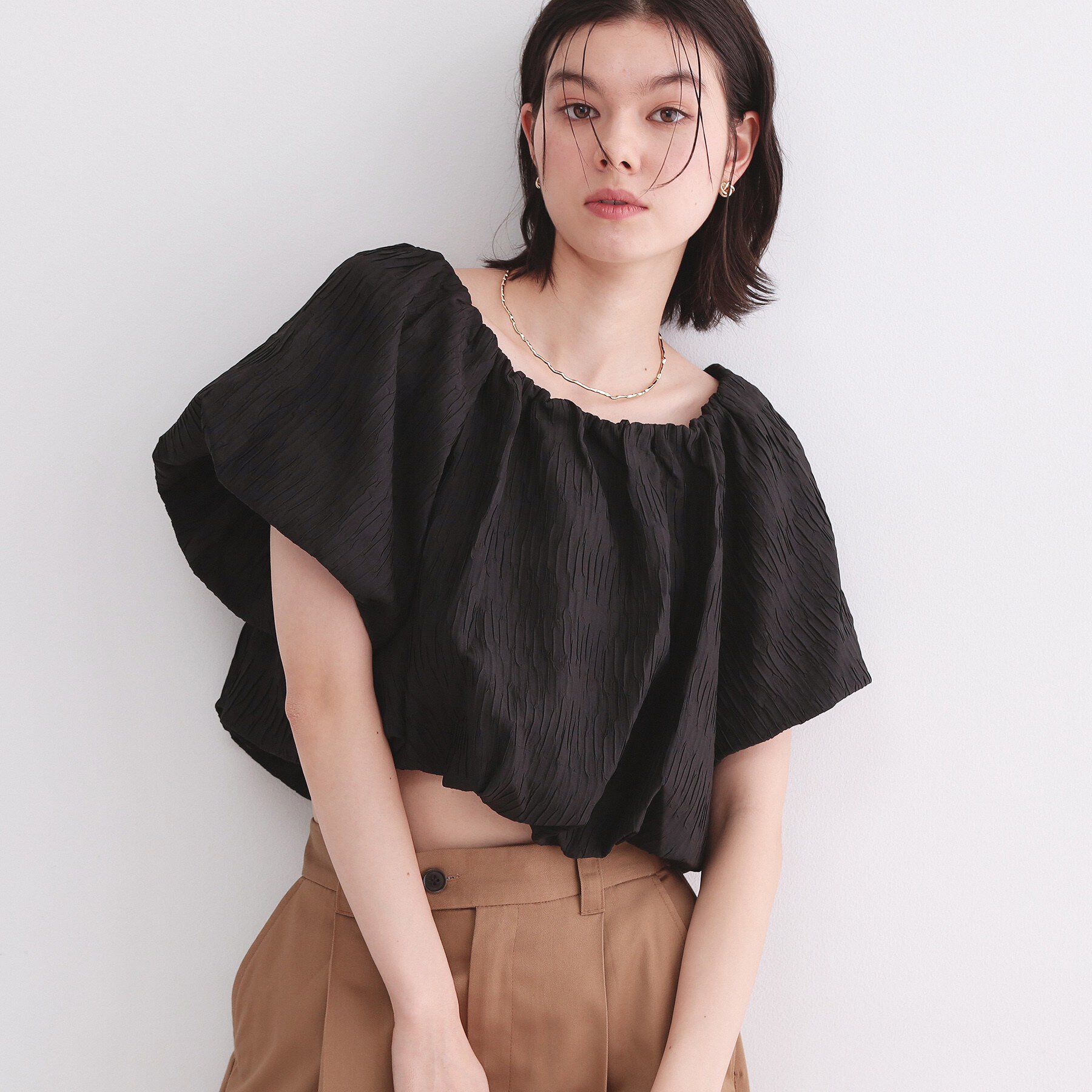 OPAQUE.CLIP「ふくれジャカードバルーンブラウス【洗濯機洗い可】」|シャツ・ブラウス|ブラック(019)