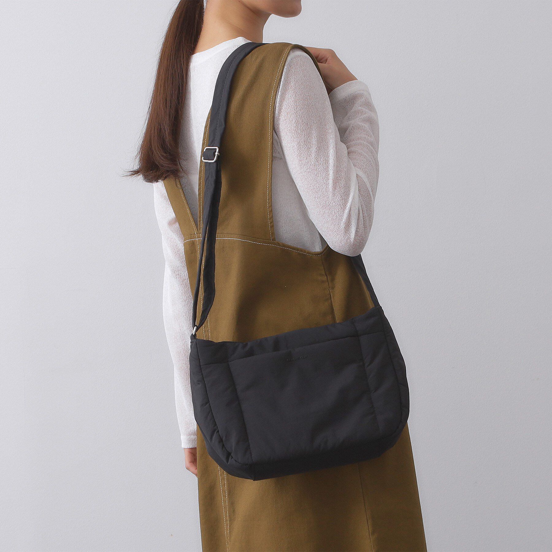 OPAQUE.CLIP「【軽量】ミドルサイズパフィーショルダーバッグ」|ショルダー・メッセンジャー|