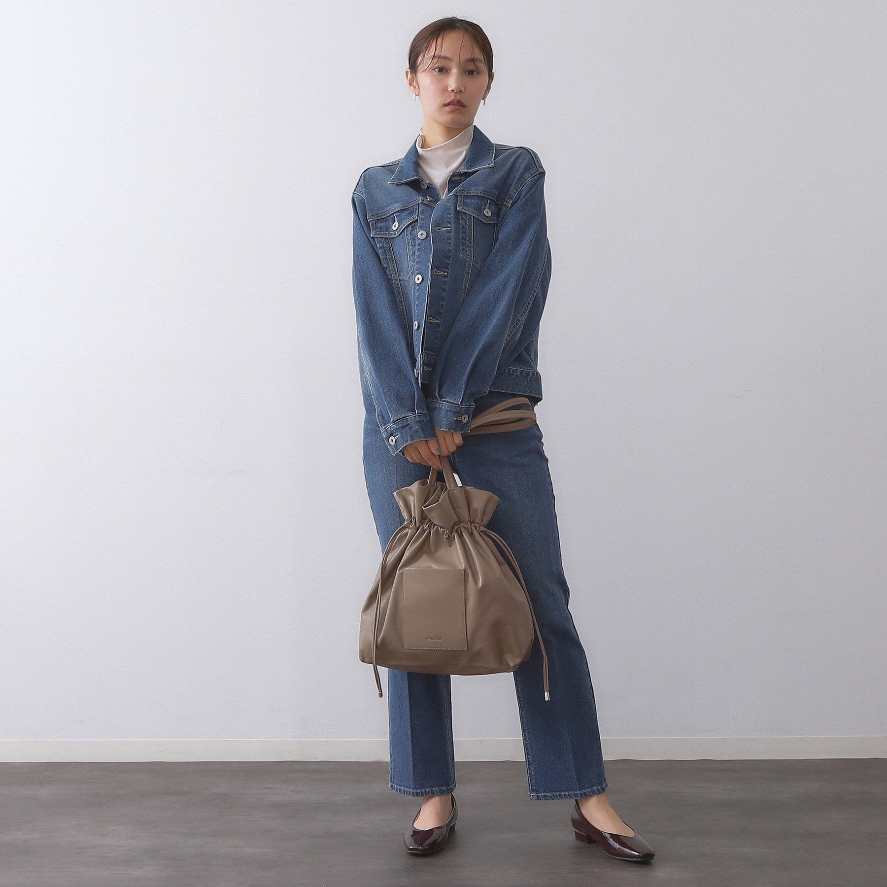 OPAQUE.CLIP「【A4サイズ対応】ソフト合皮巾着ドローストリングトートバッグ」|トートバッグ|