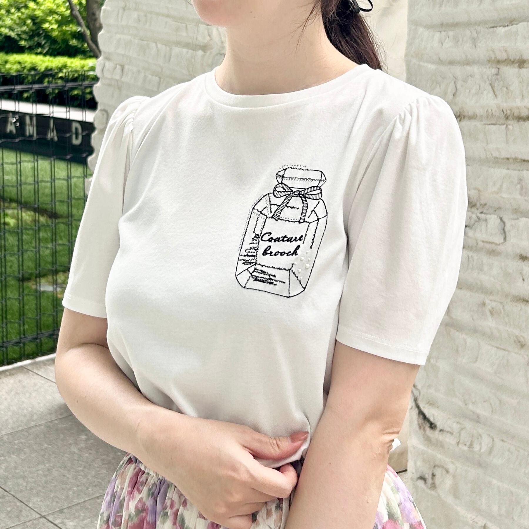 Couture broach「【接触冷感・UV機能あり・マシンウォッシャブル】60シルケット パフュームエンブロTシャツ」|Tシャツ・カットソー|