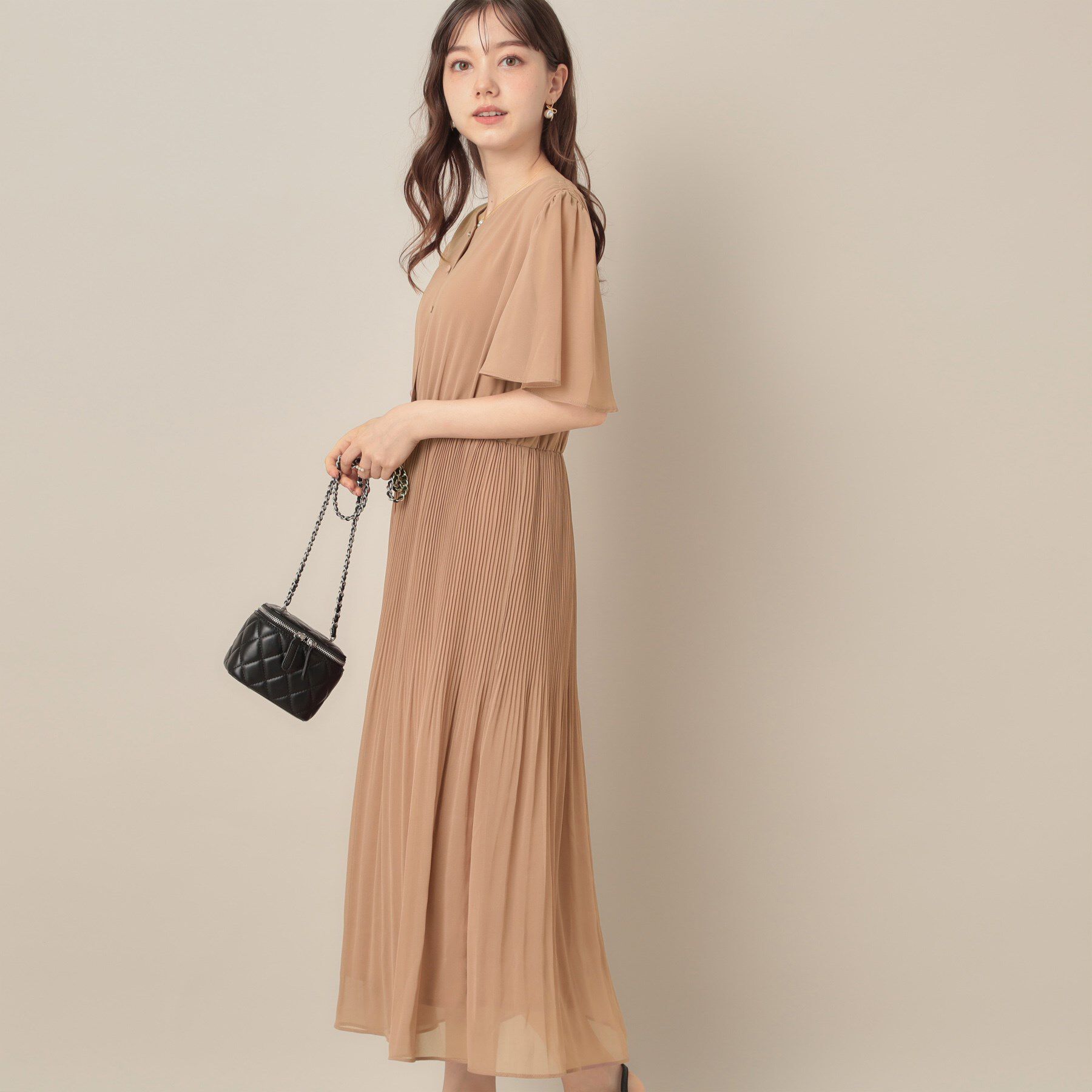 Couture broach「【二の腕カバー・楽ちん・通勤】シフォンプリーツワンピース」|ワンピース|