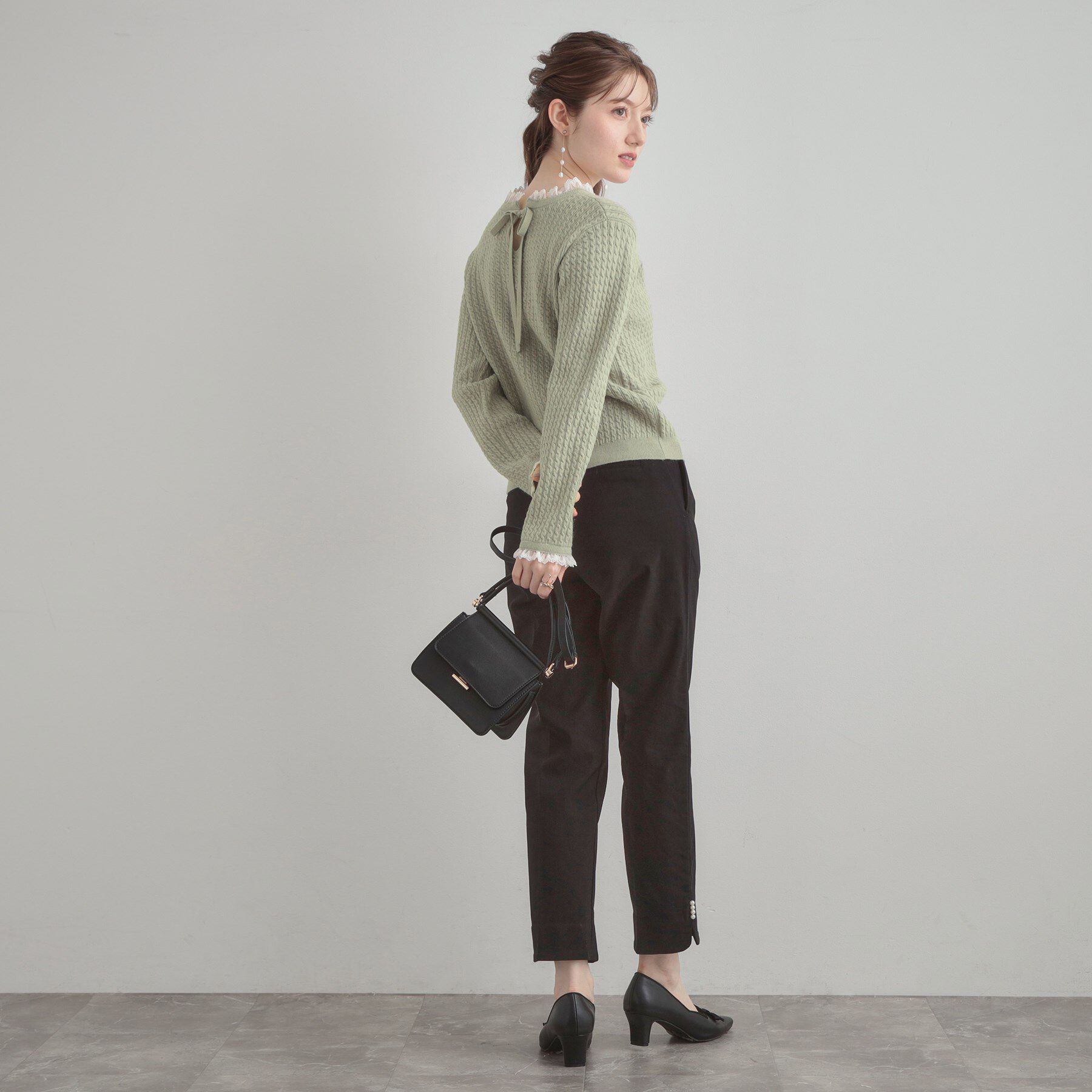 Couture broach「【大人上品・着映え】ケーブルレース バックリボンニット」|ニット・セーター|