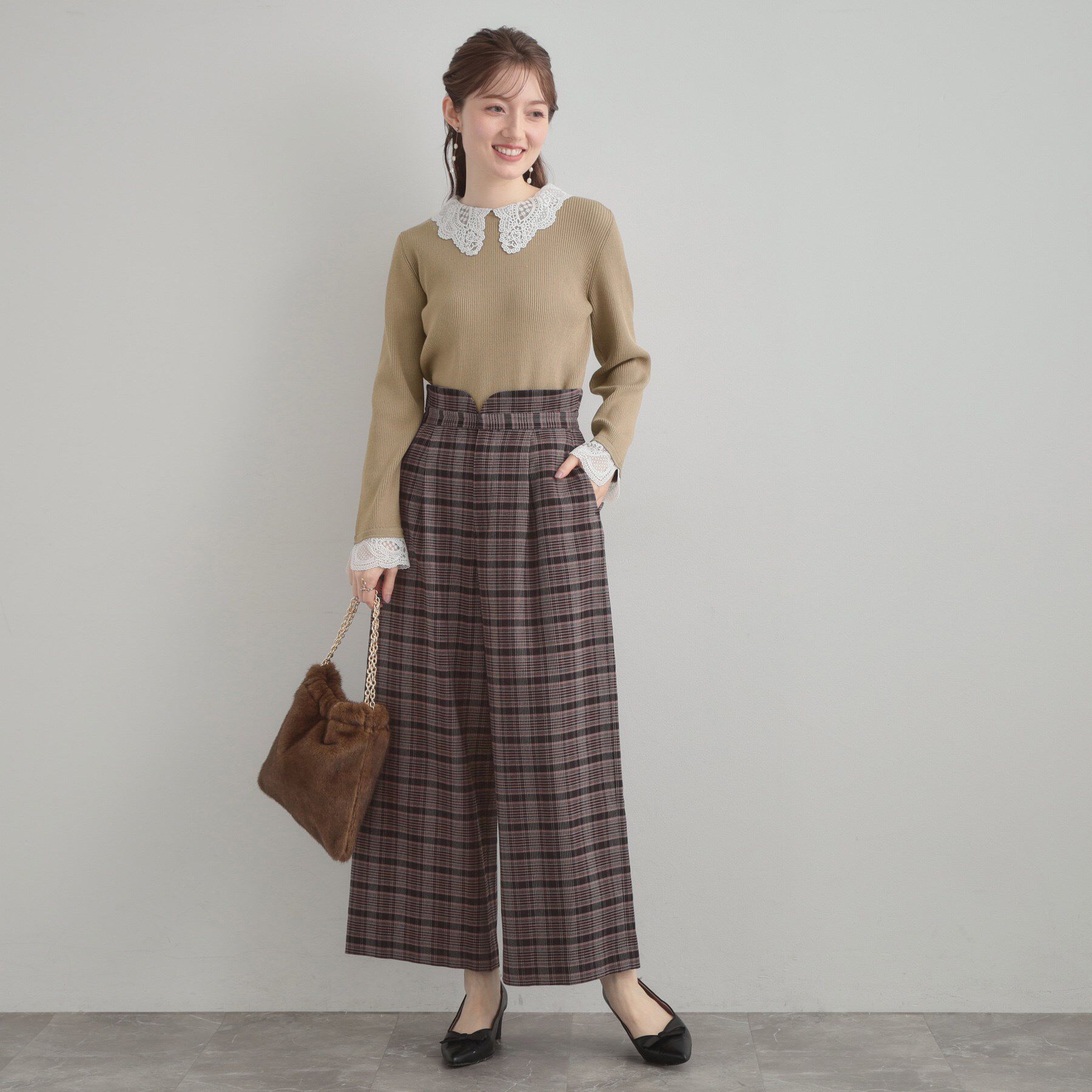 Couture broach「【着映え・フェミニン・通勤】レース衿カフス付きリブニット」|ニット・セーター|
