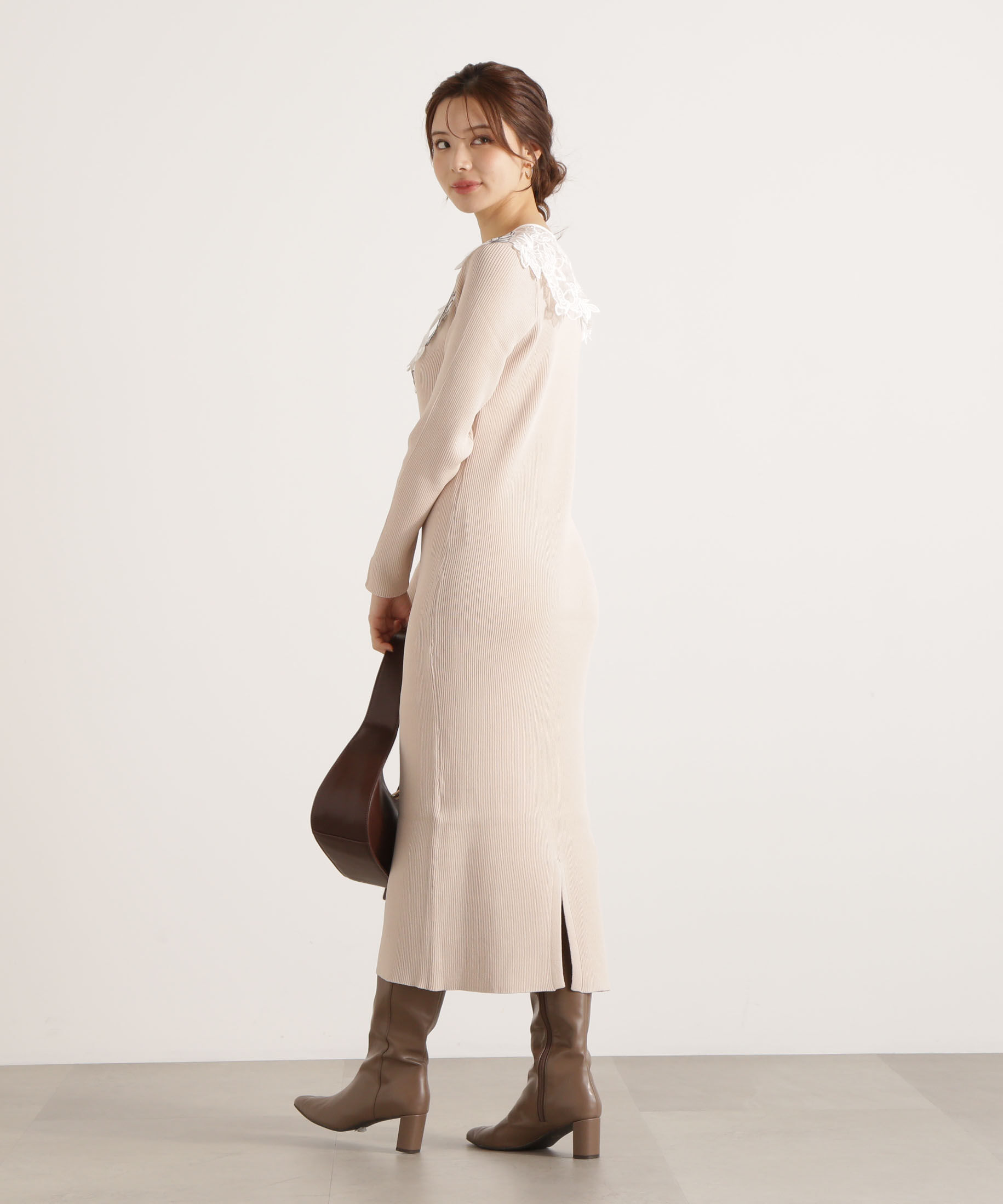 PROPORTION BODY DRESSING「ケープ風レース付きニットワンピース 25AW」|ワンピース|