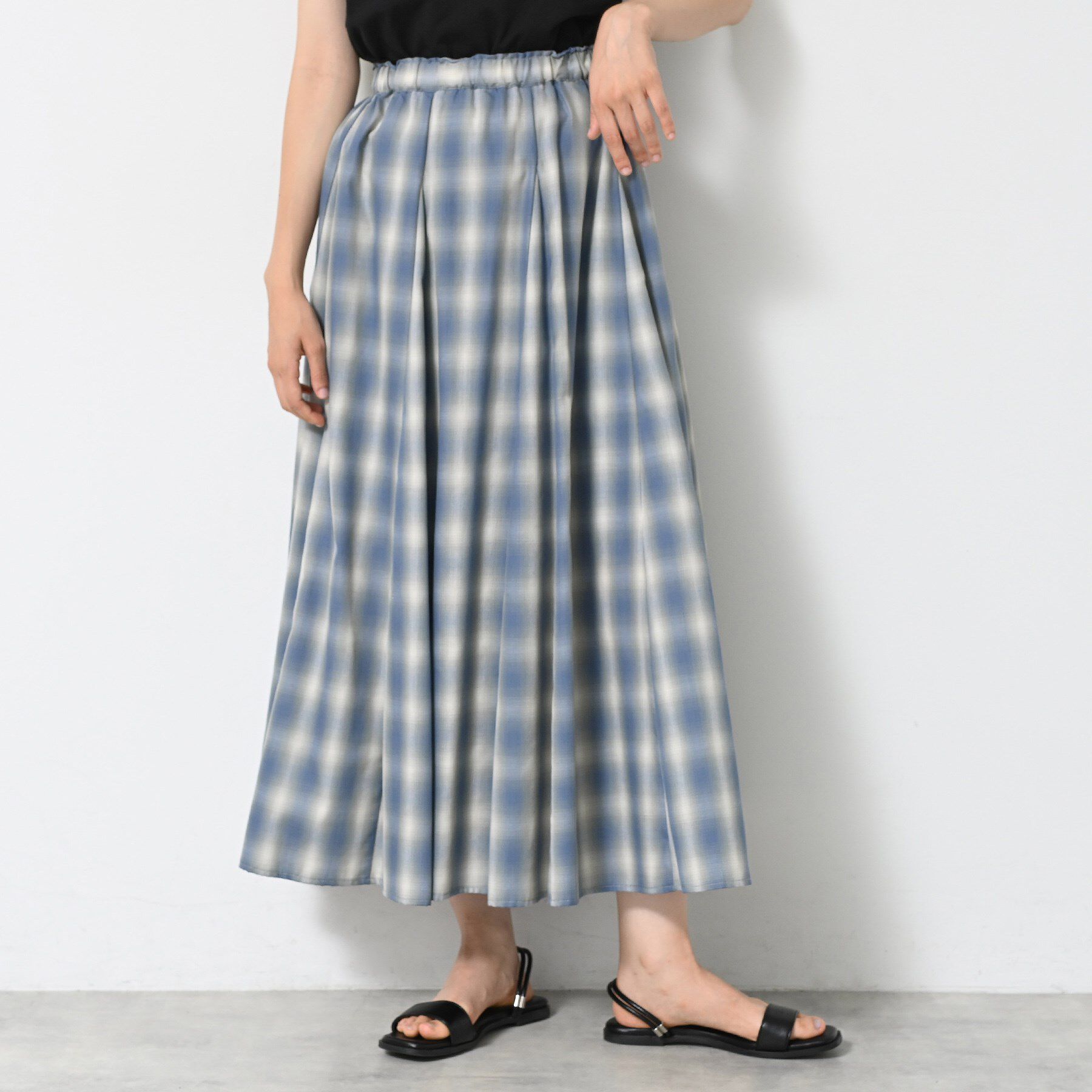 Dessin「【ウエストゴム・洗える】オンブレーチェック柄スカート」|スカート|