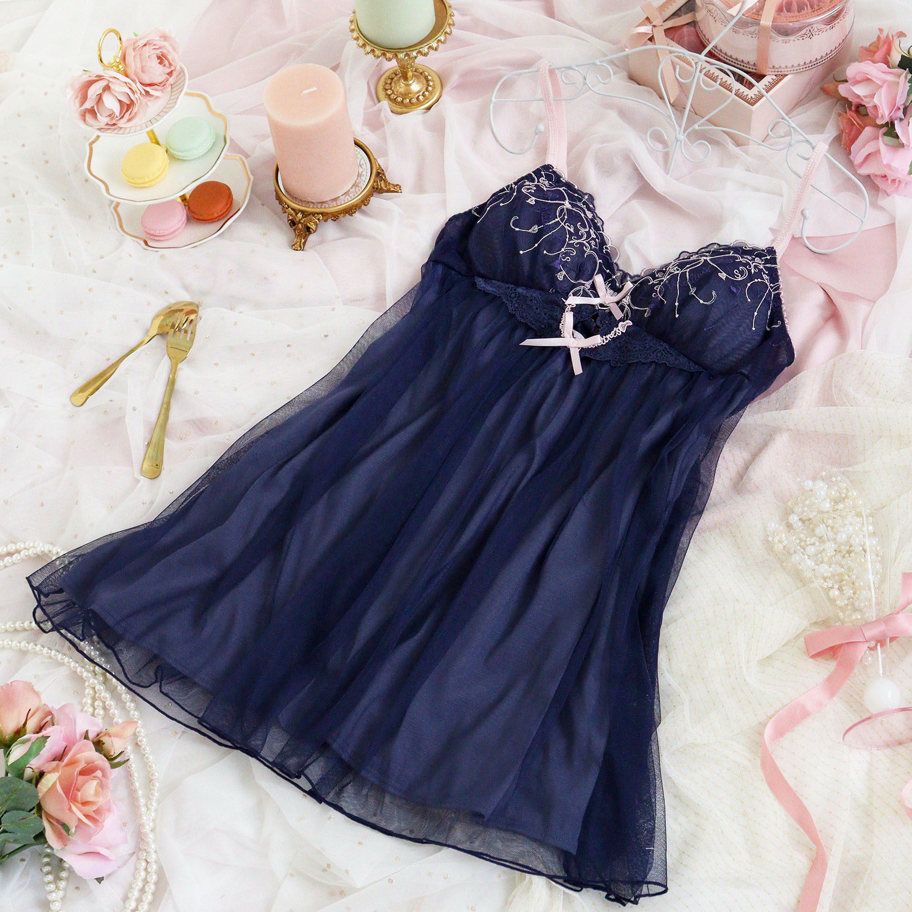 Risa Magli「ヘルティー カップ付スリップ」|キャミソール|ネイビー(094)