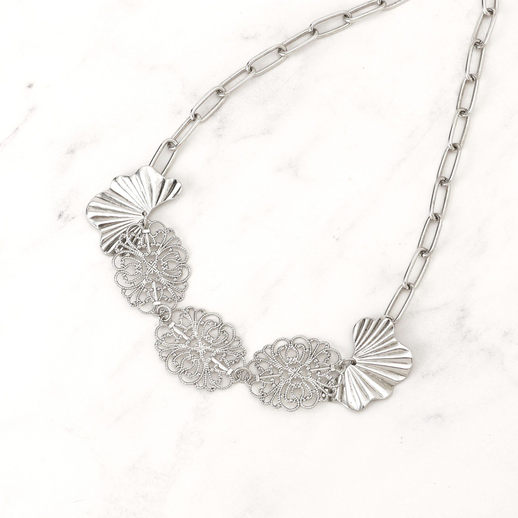 SunaUna「【透かし柄】フラワーモチーフネックレス」|ネックレス|シルバー(006)