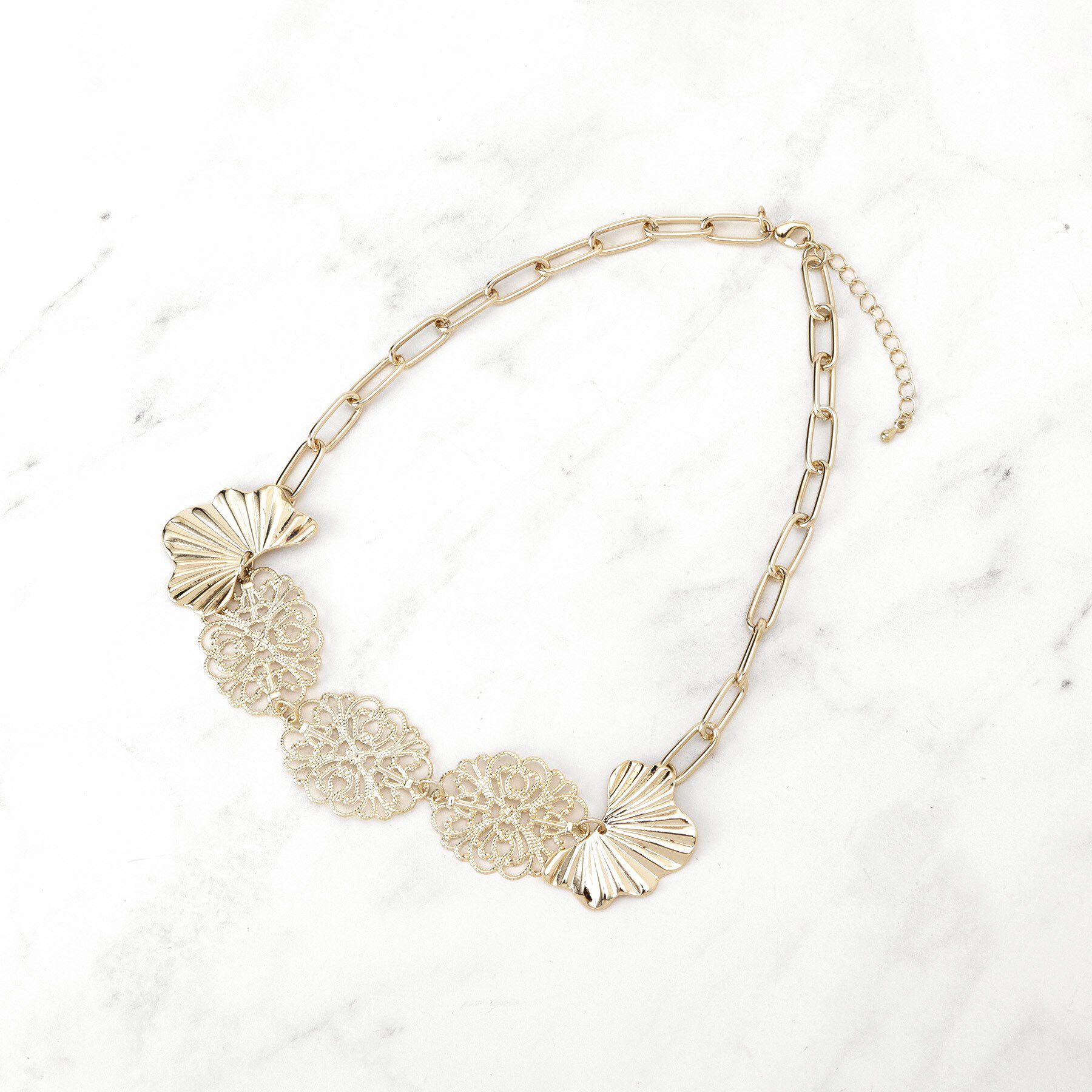 SunaUna「【透かし柄】フラワーモチーフネックレス」|ネックレス|