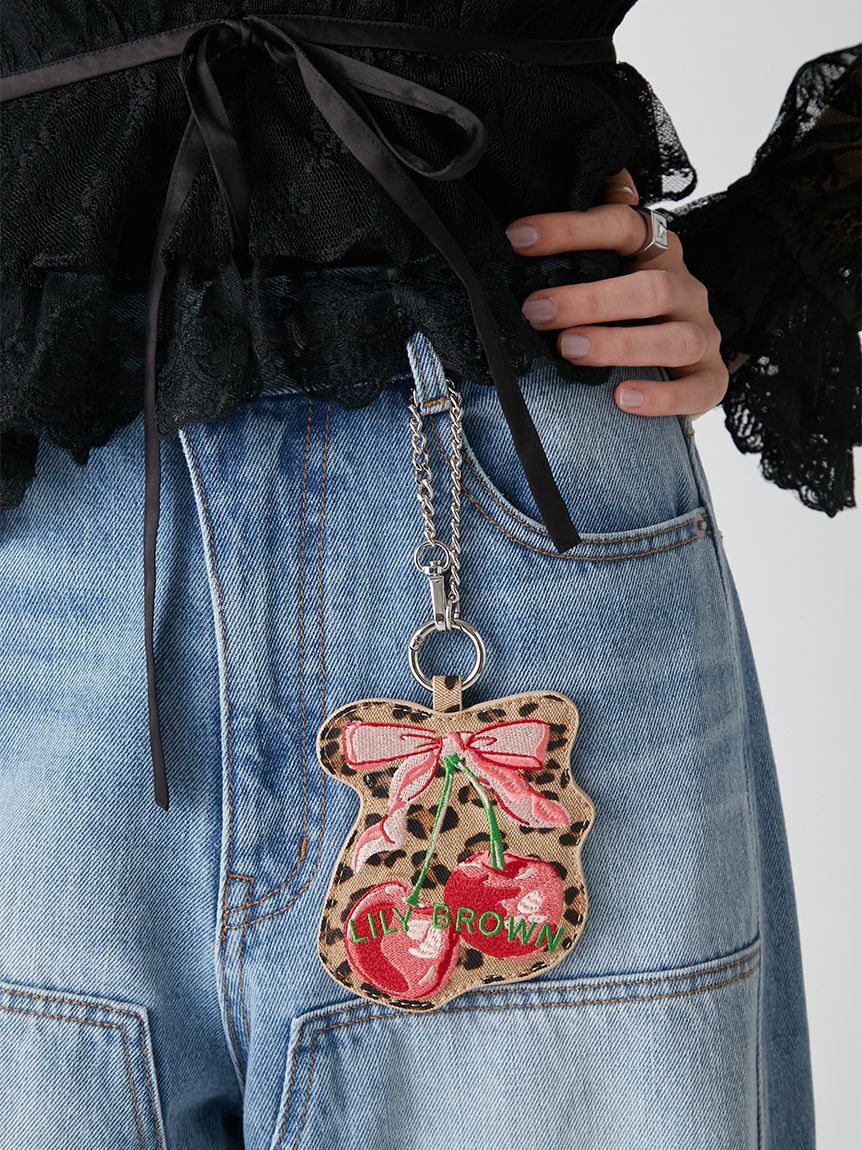 LILY BROWN「エンブロイダリーミラーチャーム」|キーケース|LEO