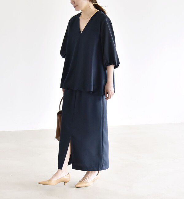 quaranciel「《予約》quaranciel:〈洗濯機可能〉Vネック 6分袖 ブラウス & Iライン スカート セットアップ」|ワンピース|