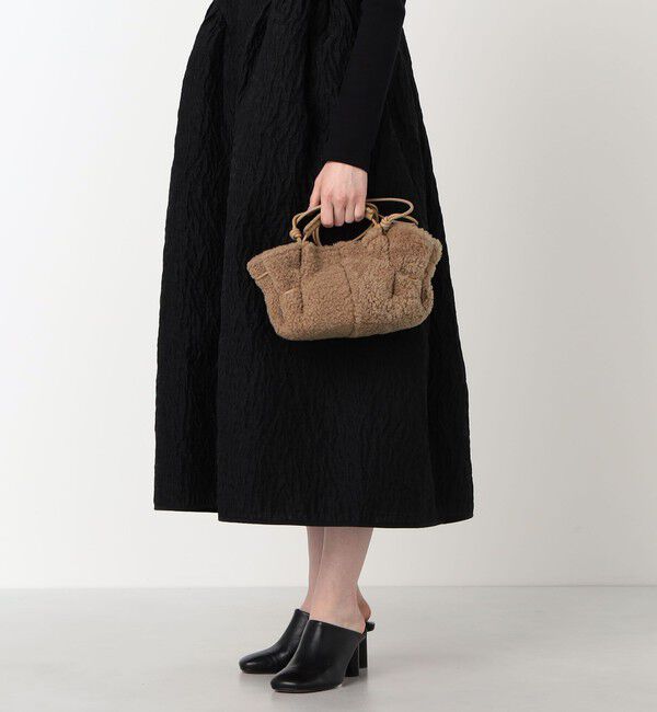 TOMORROWLAND GOODS「HEREU Arta Mini Curly Shearling ムートンバッグ」|ショルダー・メッセンジャー|