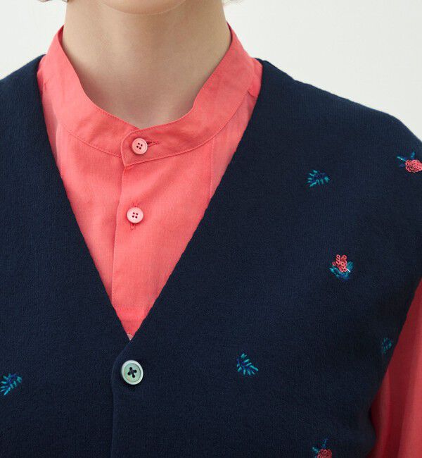 MACPHEE「フラワーエンブロイダリー Vネックベスト」|ベスト・ジレ|