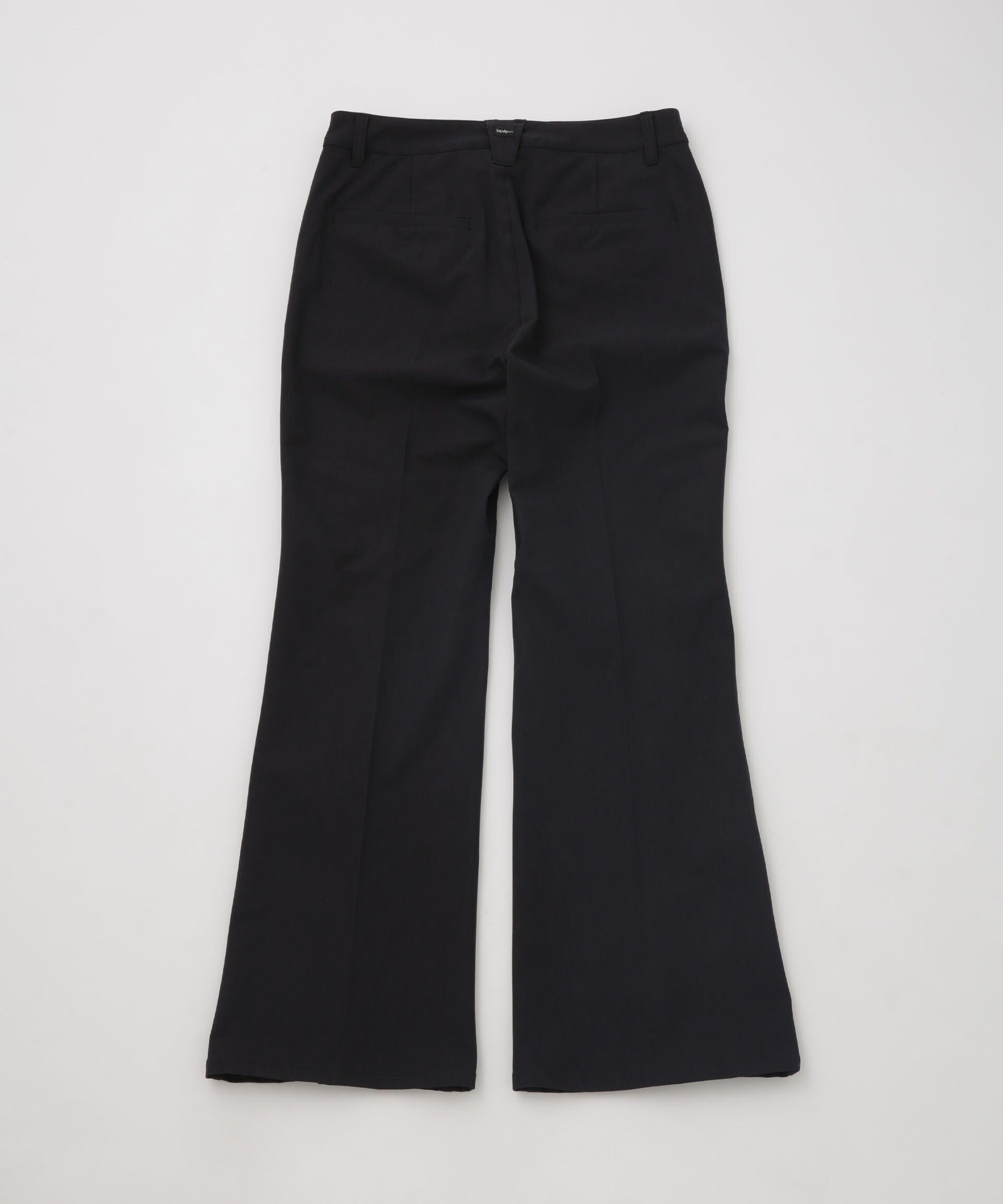 nano･universe「beats per minute/タック入りフレアパンツ」|チノ|