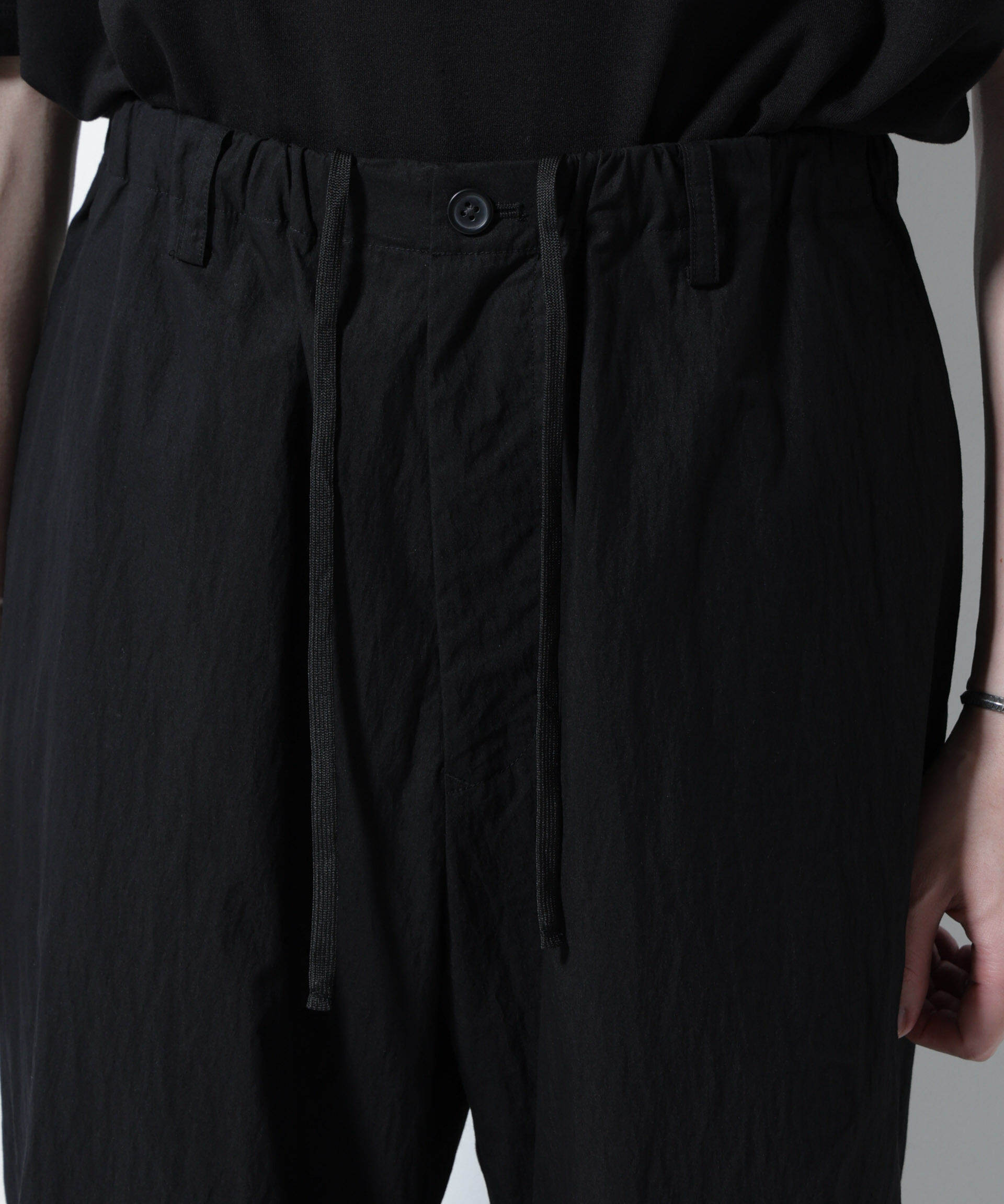 nano･universe「ライトウェイトバギーパンツ」|チノ|