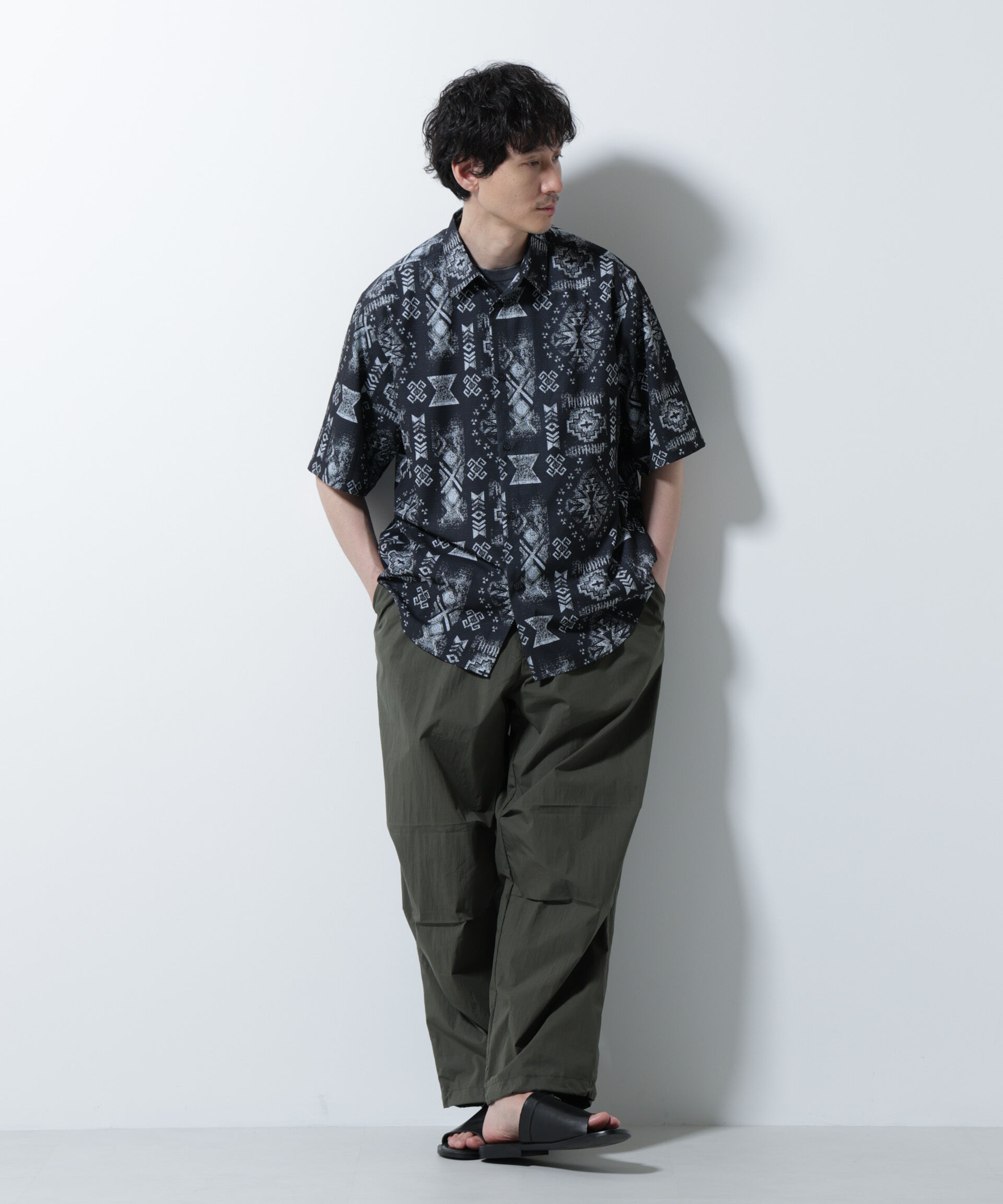 nano･universe「ライトウェイトバギーパンツ」|チノ|