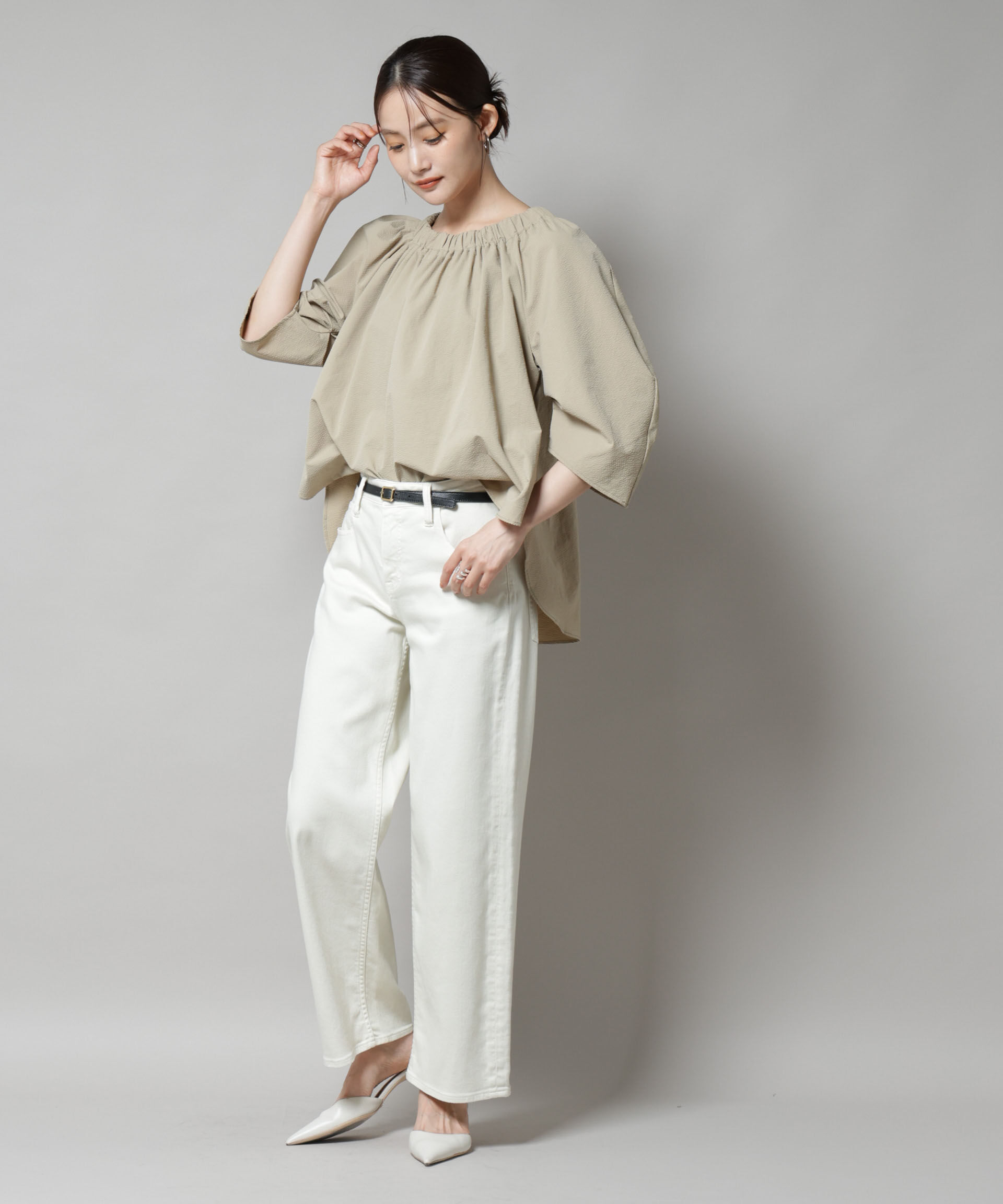 nano･universe「ボリュームギャザータックスリーブブラウス」|シャツ・ブラウス|