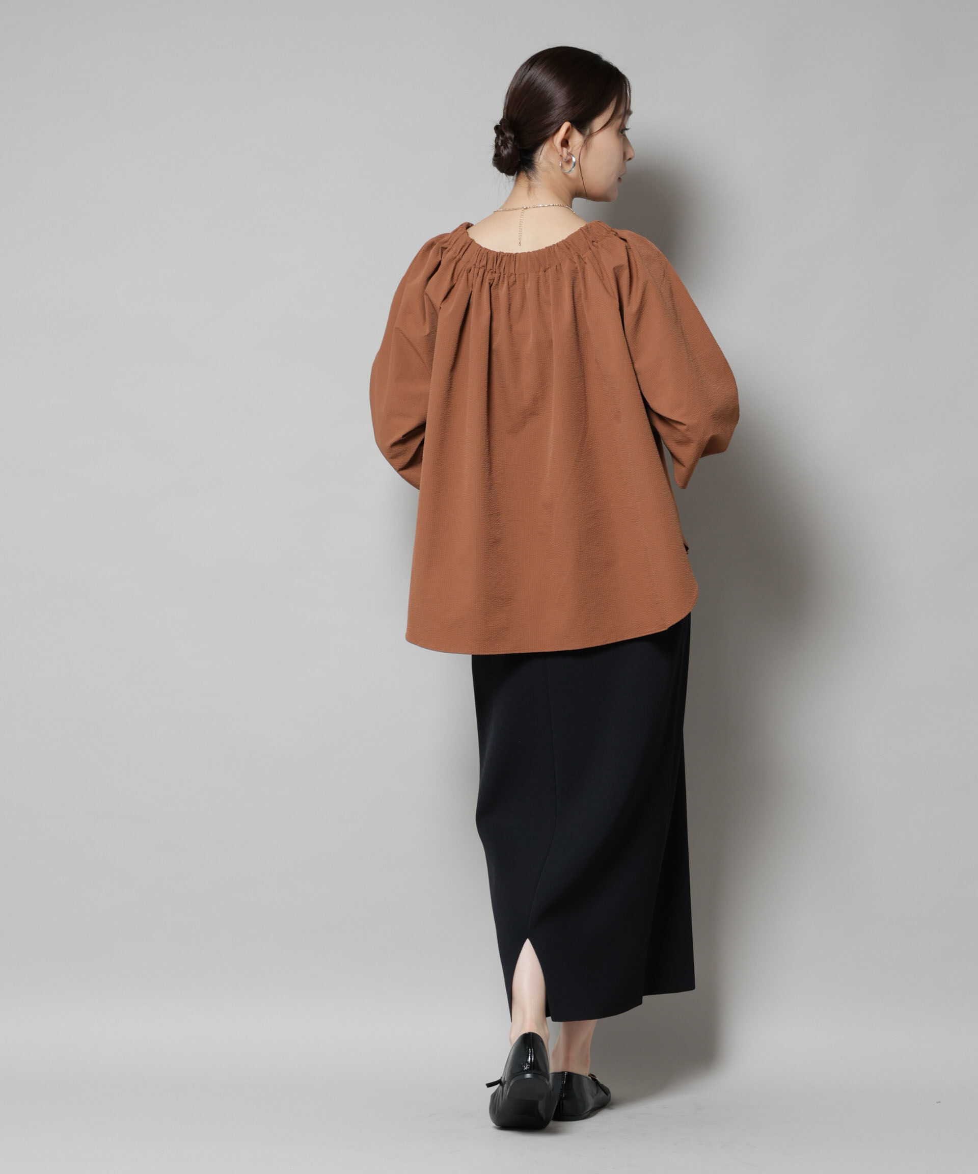 nano･universe「ボリュームギャザータックスリーブブラウス」|シャツ・ブラウス|