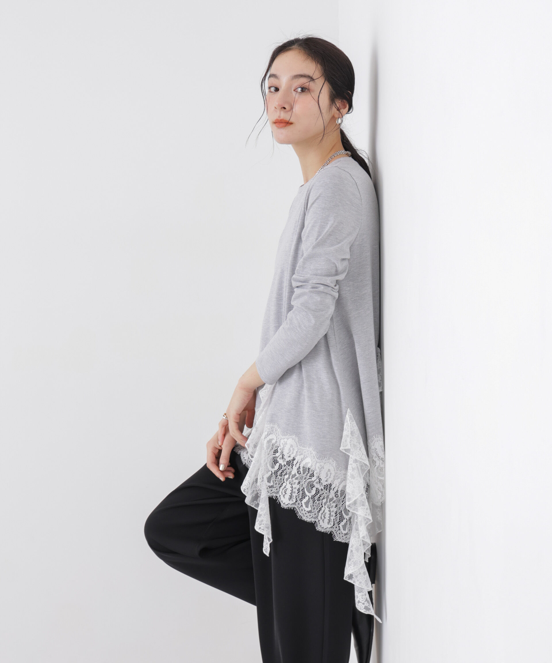 nano･universe「レースラッフルヘムカットトップス」|Tシャツ・カットソー|グレー