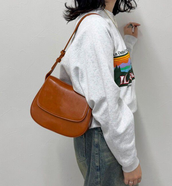 fredy emue「フラップラウンドワンショルバッグ」|ショルダー・メッセンジャー|