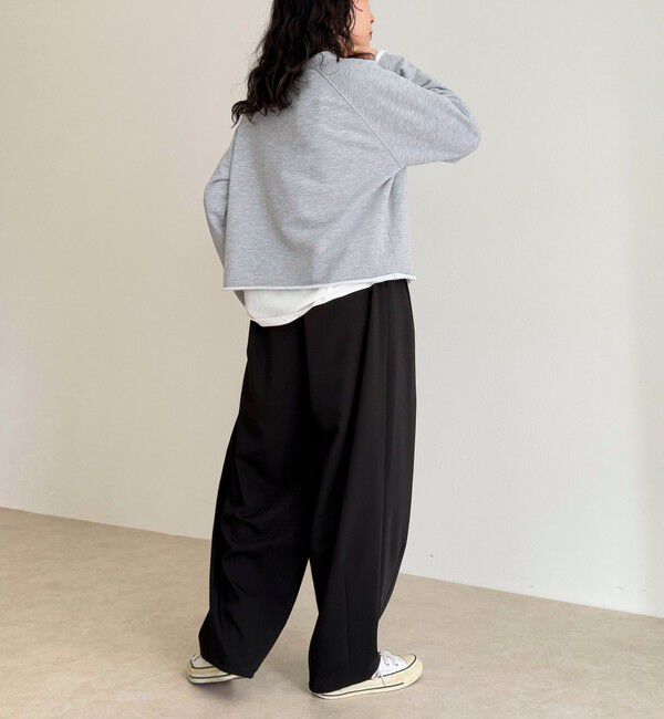 fredy emue「コクーンギャザーパンツ」|チノ|