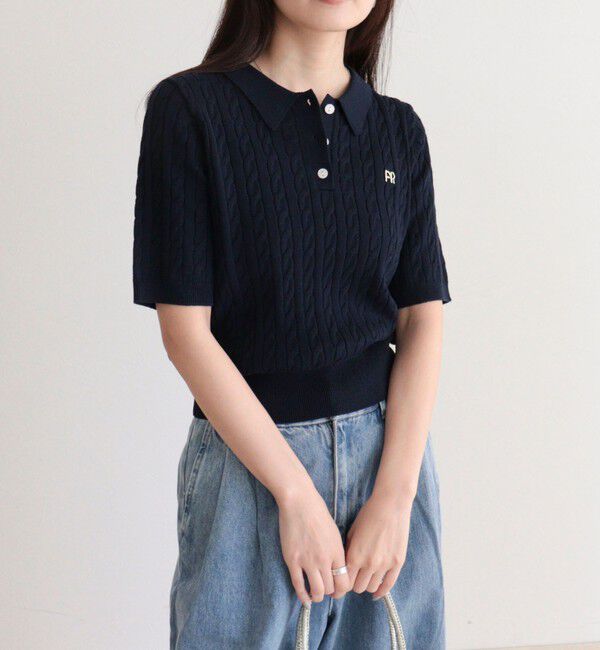 fredy emue「【大人気シリーズの新型登場！】FR刺しゅうケーブル柄半袖ポロ衿プルオーバーニット」|ニット・セーター|